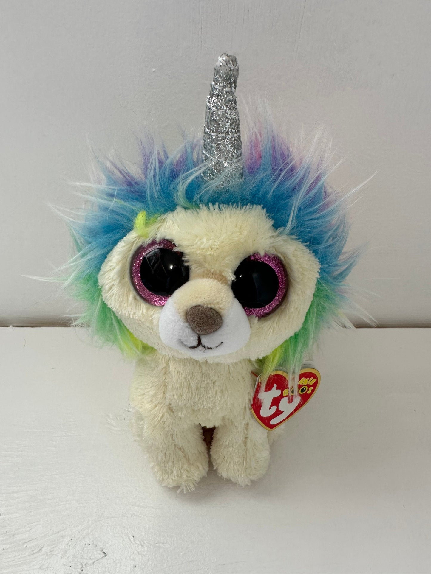 Ty Beanie Boo “Layla” the Adorable Lion - Claire’s Exclusive *Rare* (6 inch)