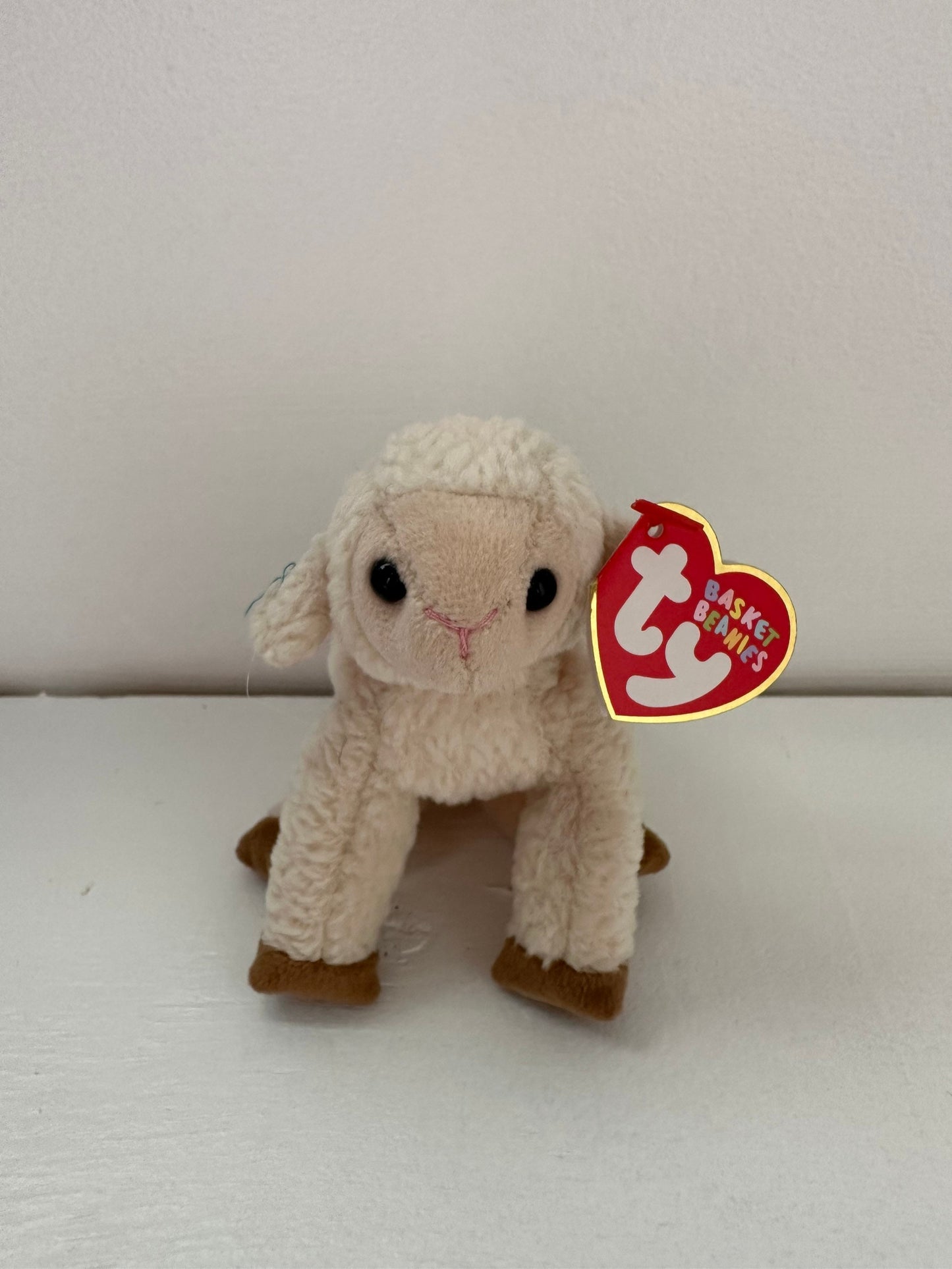 Ty Basket Beanie “Ewey” the Lamb (4 inch)