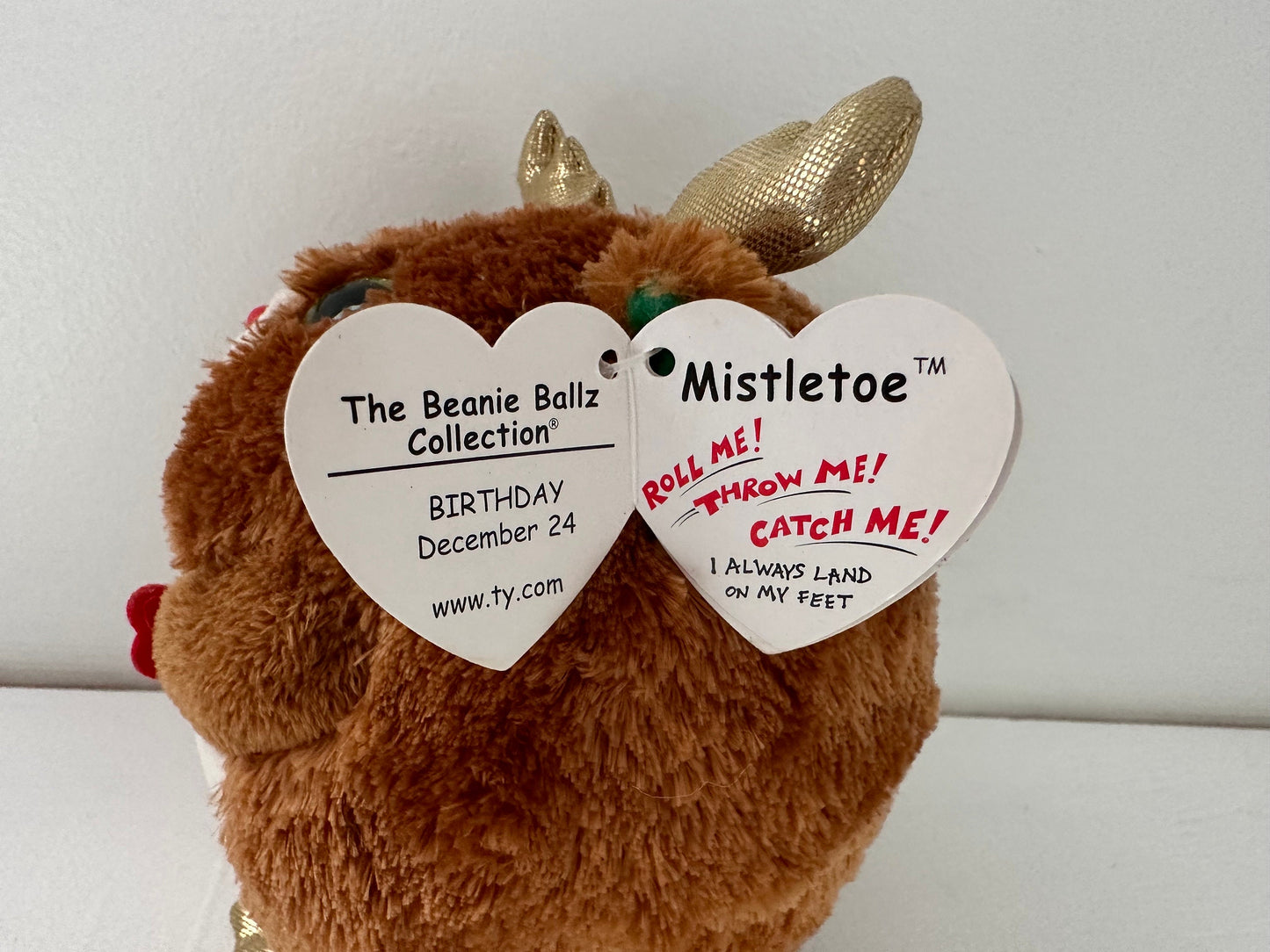 Ty Beanie Ballz “Mistletoe” the Reindeer Ball (5 inch)