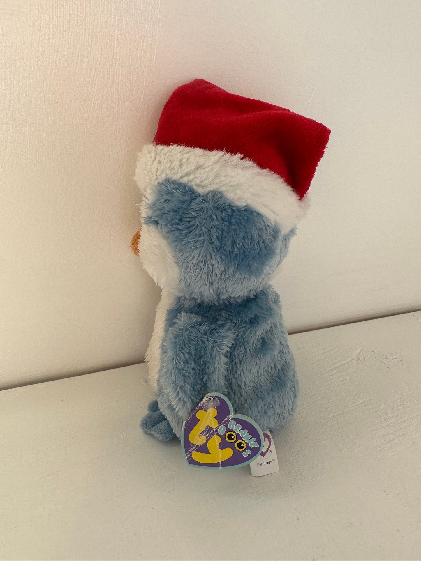 Ty Beanie Boo “Fairbanks” the Blue Penguin - Badly Creased Tag (6 inch)