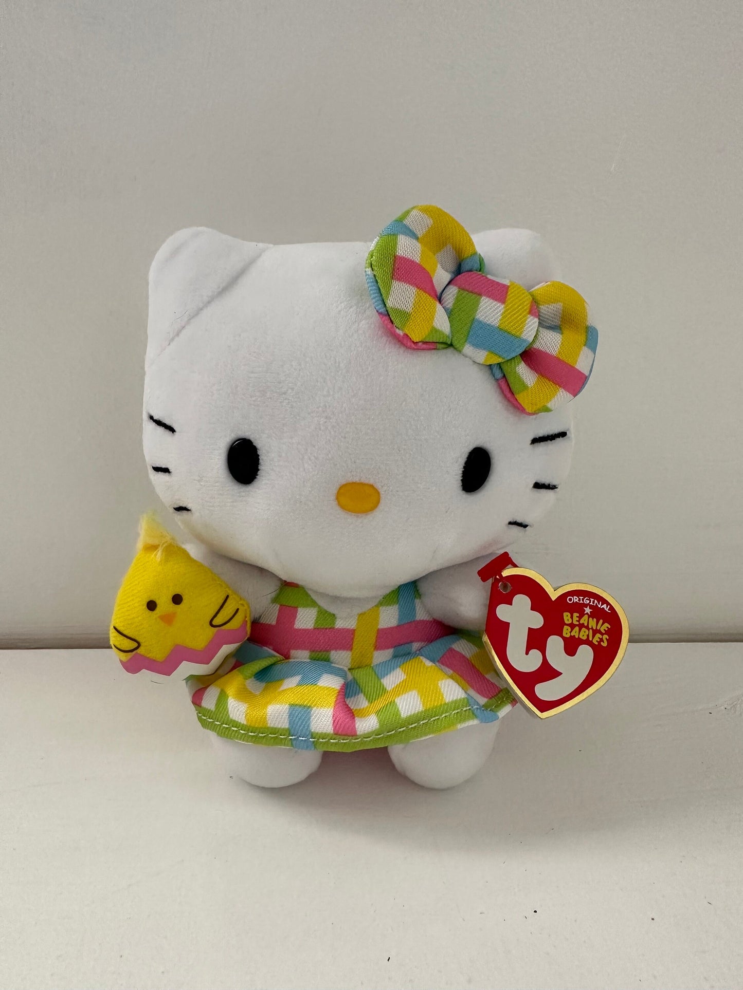 Ty Beanie Baby Vintage “Hello Kitty” Easter / Spring Edition (6 inch)