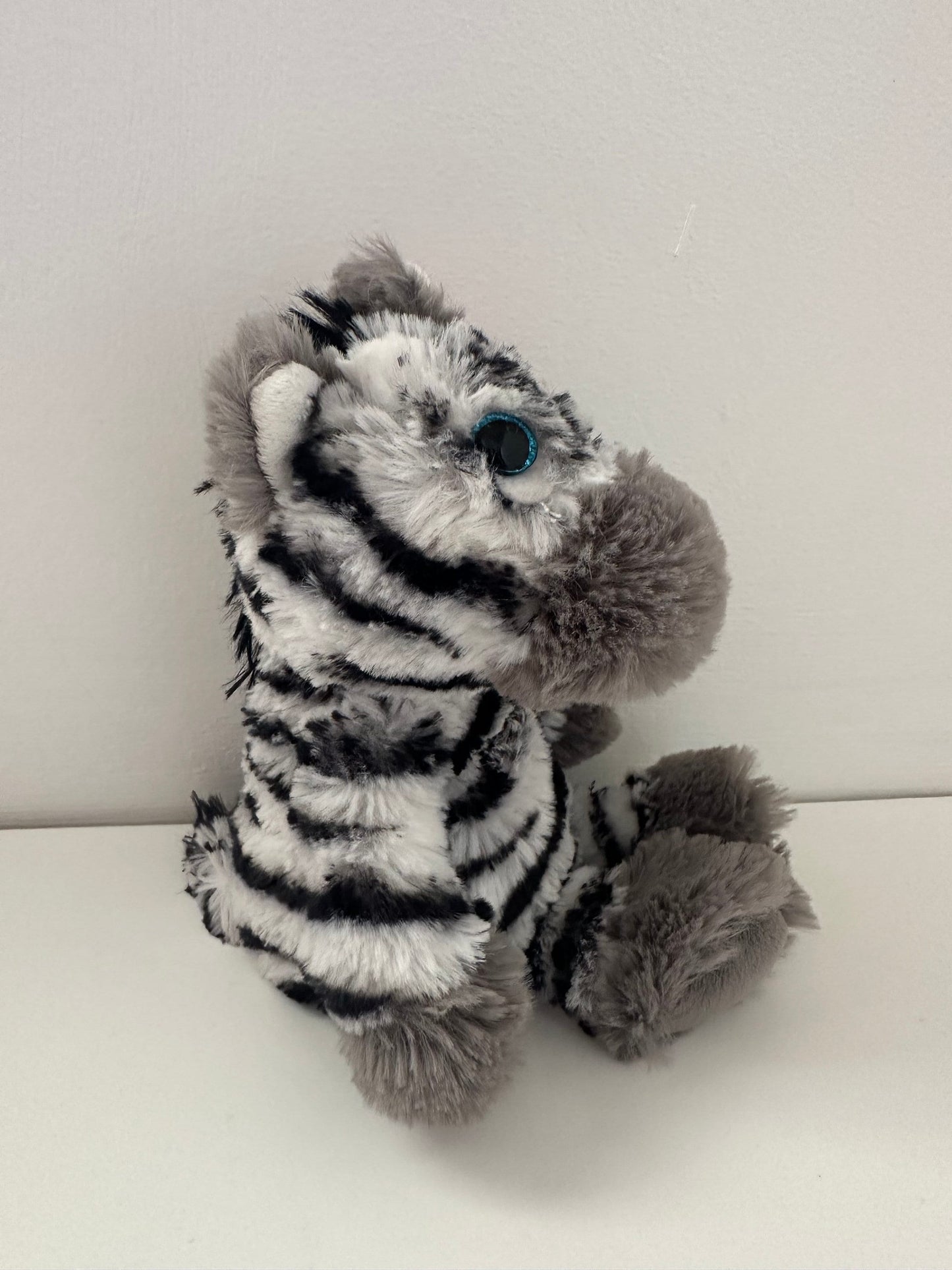 TY Cuddlys Collection “Zahari” the Zebra - Non Mint Tag See Pic (8 inch)