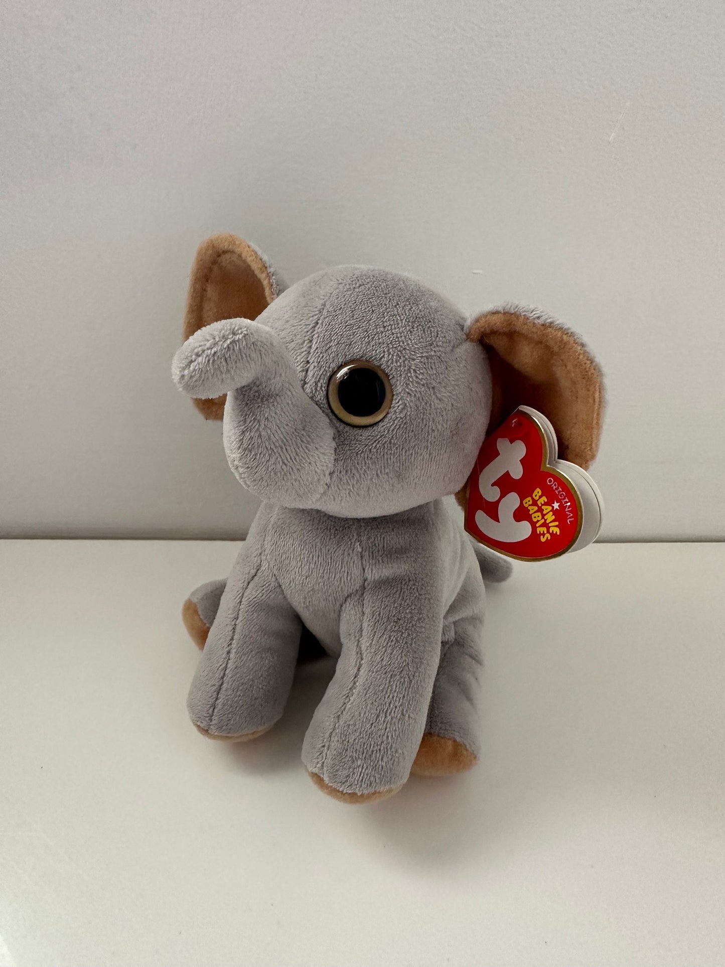 Ty Beanie Baby “Sahara” the Gray Elephant (6 inch)