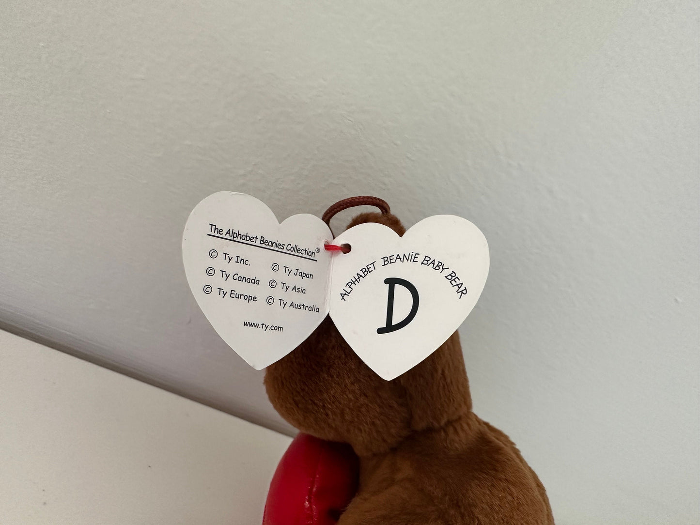 Ty Alphabet Beanie “D” the Bear Holding Letter D (4.5 inch)