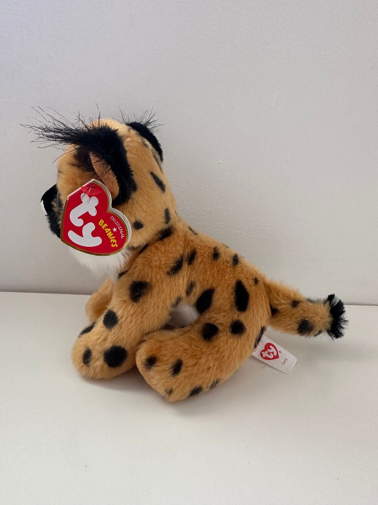 TY Beanie Baby “Larry” the Lynx! (6 inch)