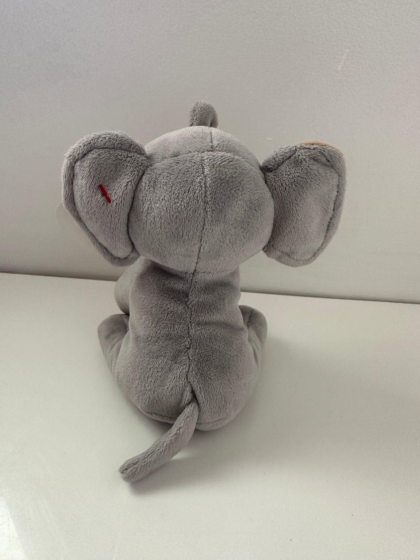 Ty Beanie Baby “Sahara” the Gray Elephant (6 inch)