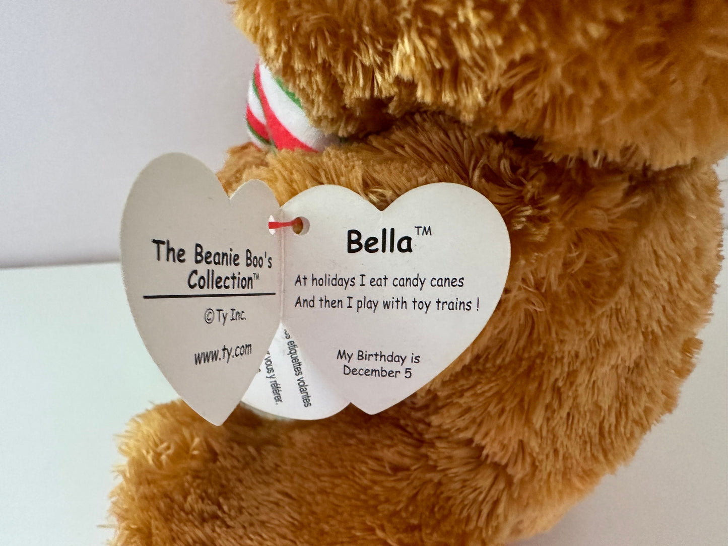 Ty Beanie Boo “Bella” the Holiday Bear (9 inch)