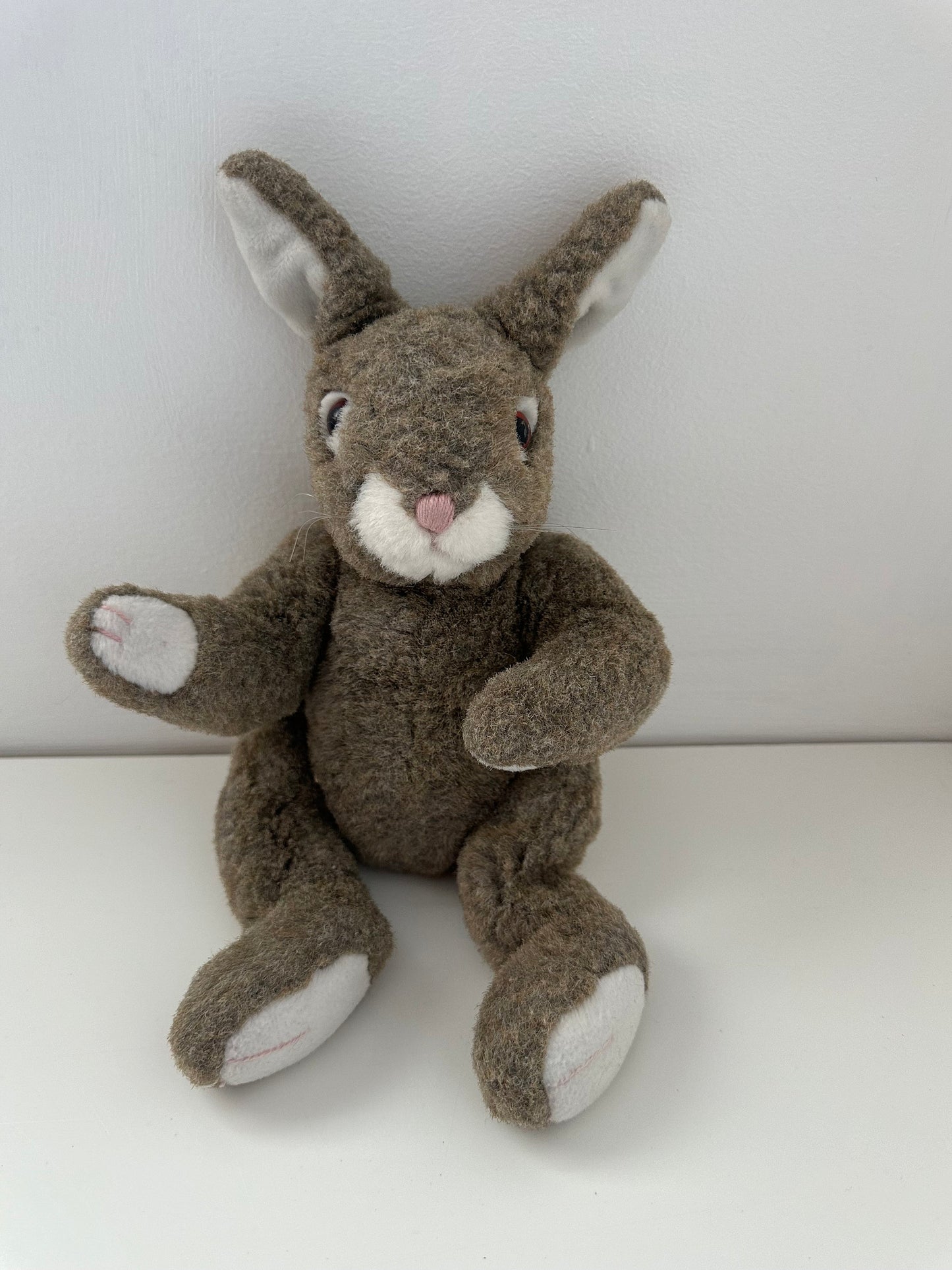 Ty Classics Collection “Pokey” the Vintage Bunny 1995 - No Hang Tag RARE (10 inch)