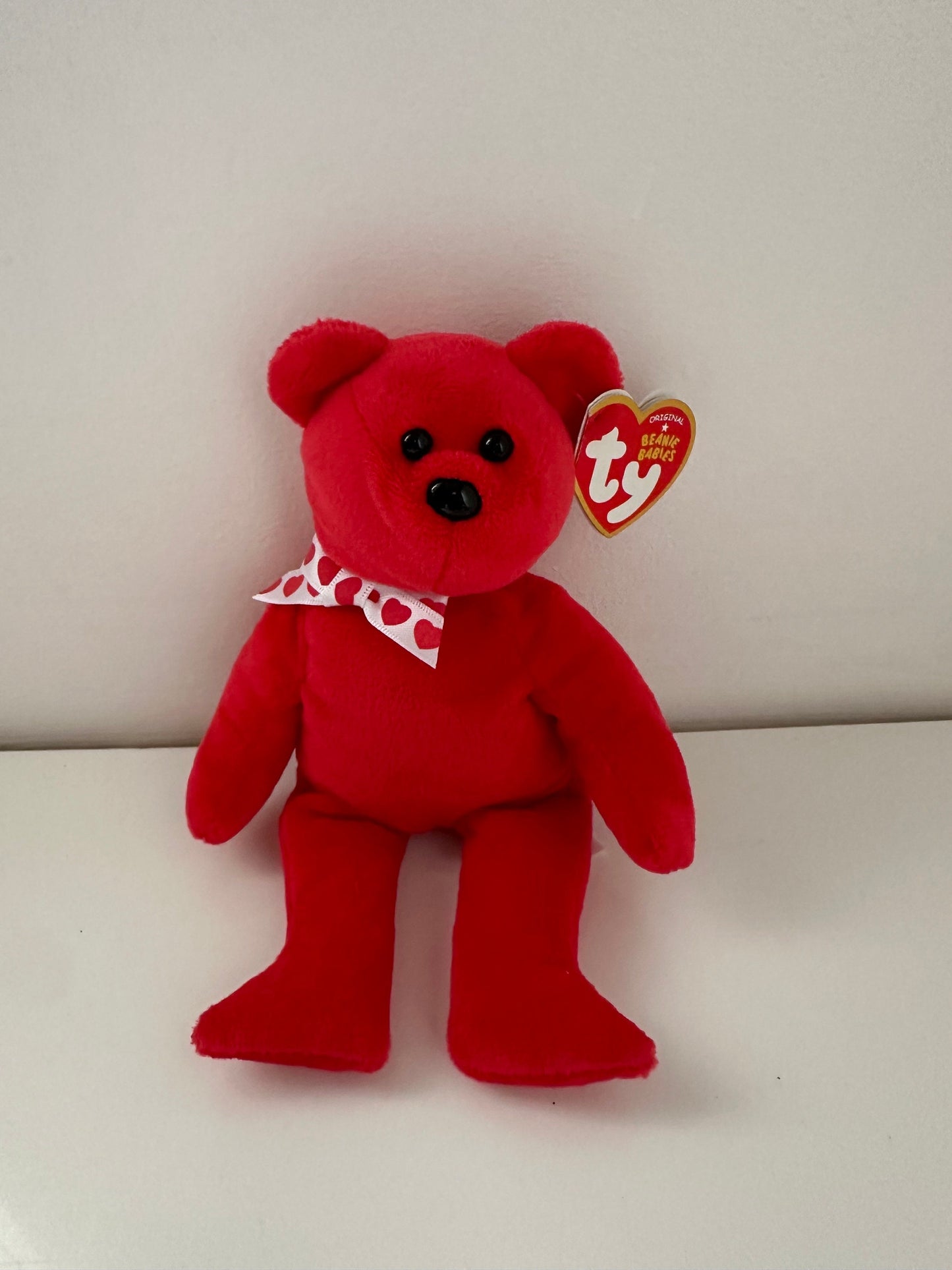 Ty Beanie Baby “Amora” the Valentines Day / Love Bear (8.5 inch)