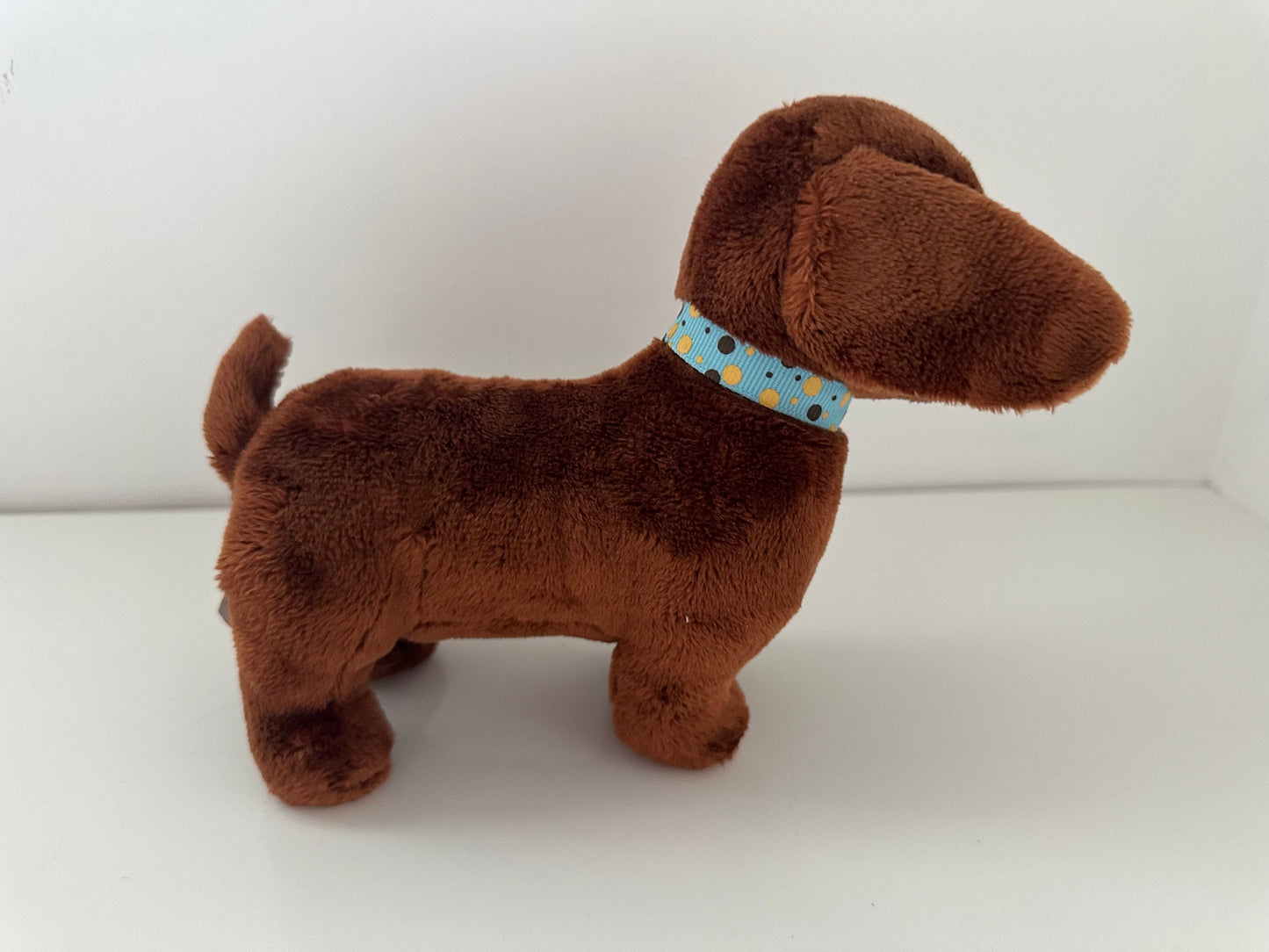 Ty Beanie Baby “Frank” the Wiener Dog / Dachshund - Big Eyed Version (7.5 inch)