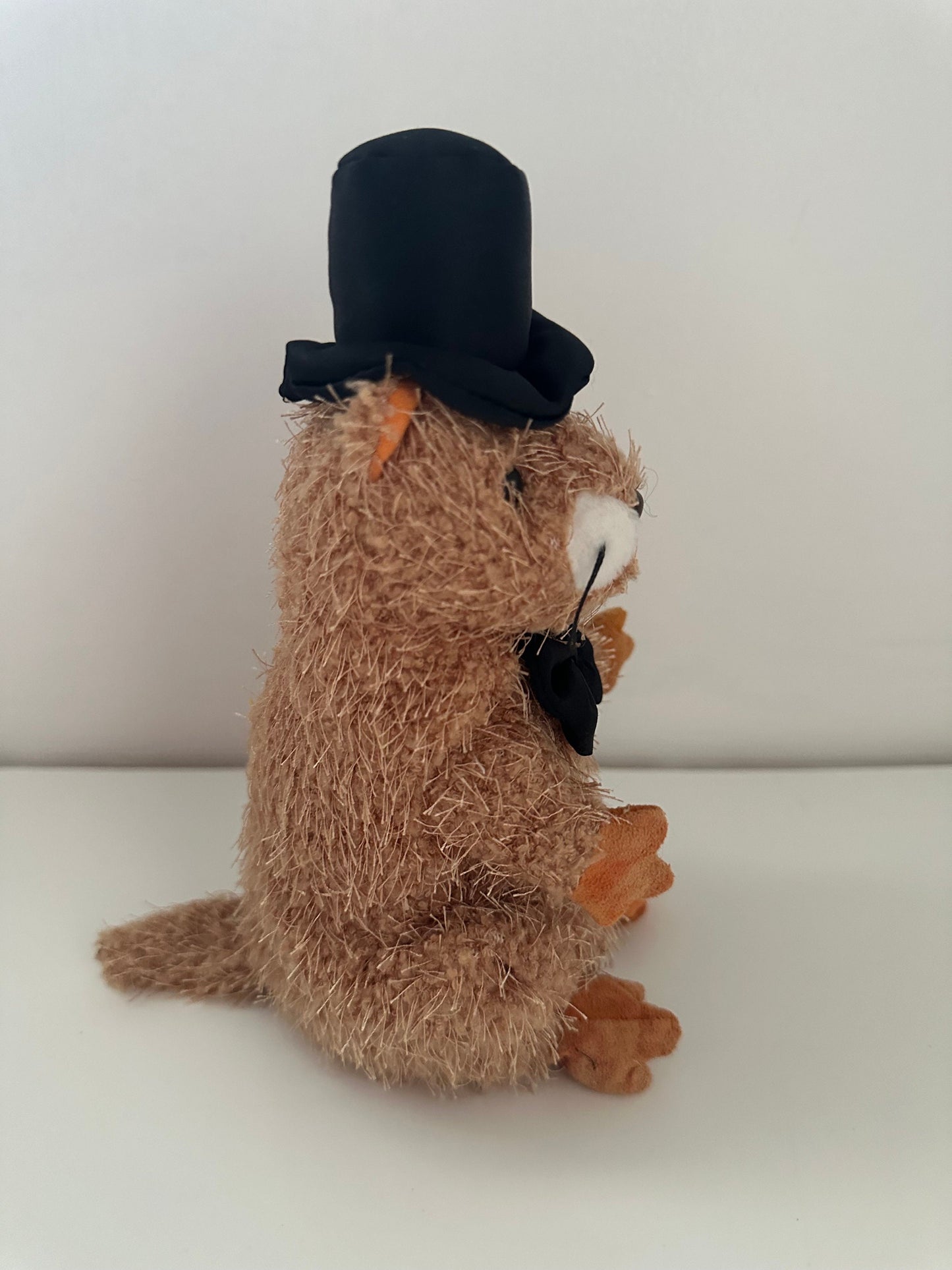 Ty Beanie Baby “Punxsutawney Phil 2004” the Groundhog Day  (6.5 inch)