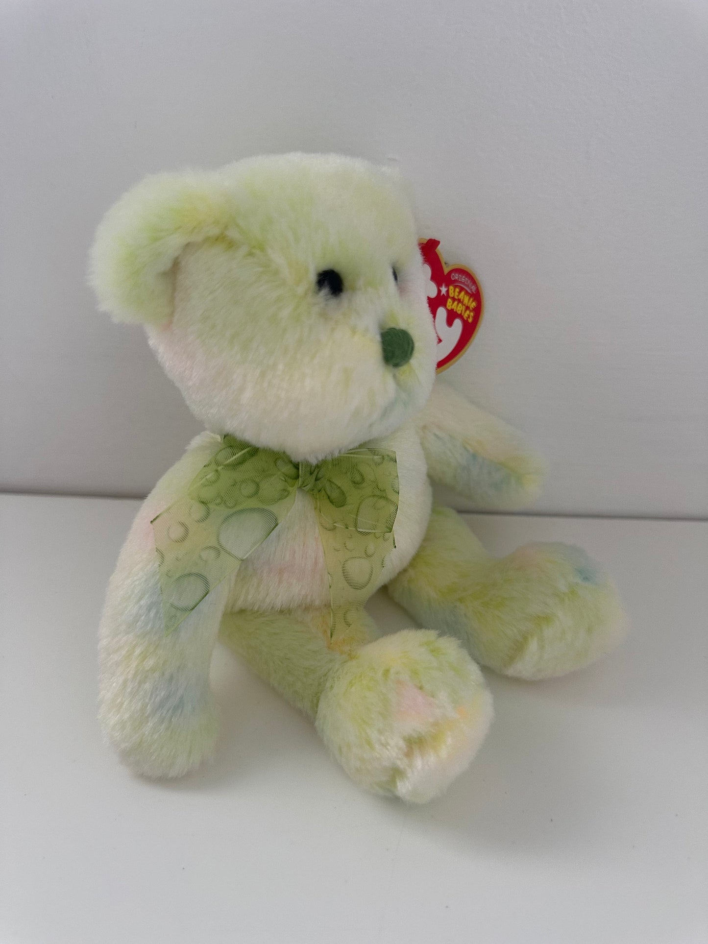 Ty Beanie Baby “Flora” the Green Bear! (5 inch)