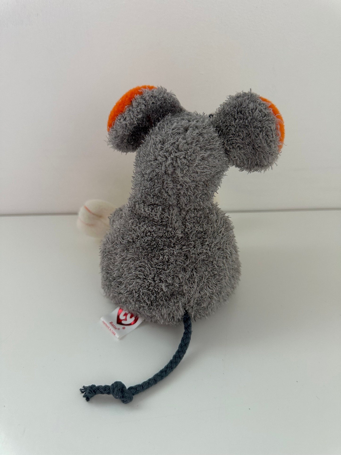 Ty Beanie Baby “Ratzo” the Gray Rat Holding Candy Corn (5.5 inch)