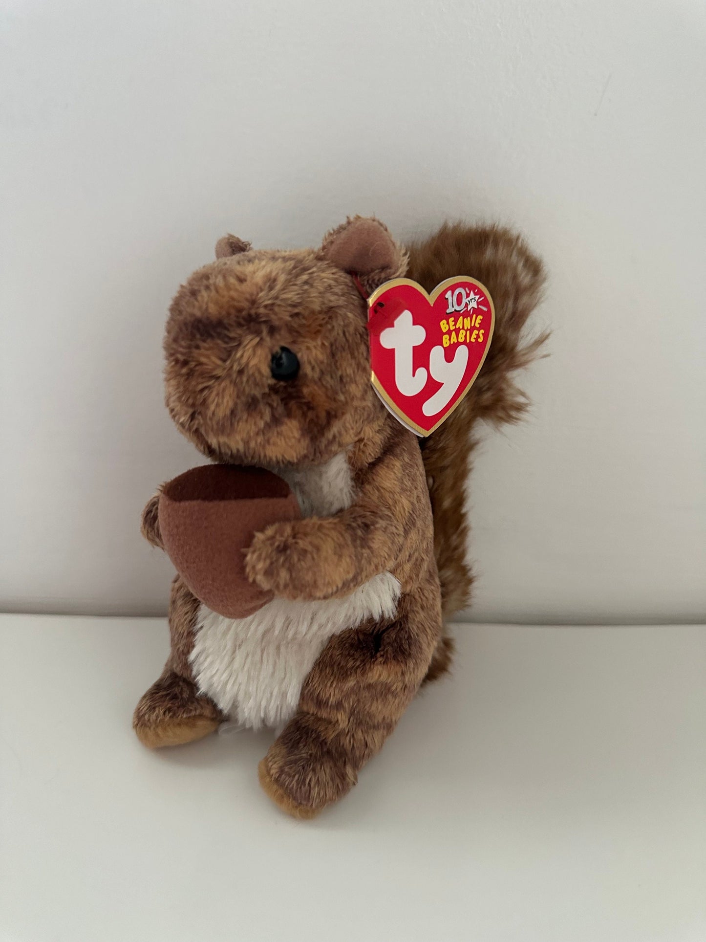 Ty Beanie Baby “Nutty” the Adorable Little Squirrel! (5 inch)