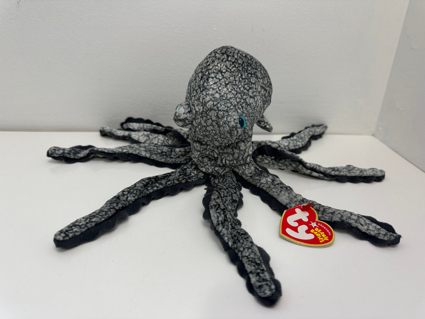 Ty Beanie Baby “Opie” the Octopus - Blue Eyed Version! (9 inch)