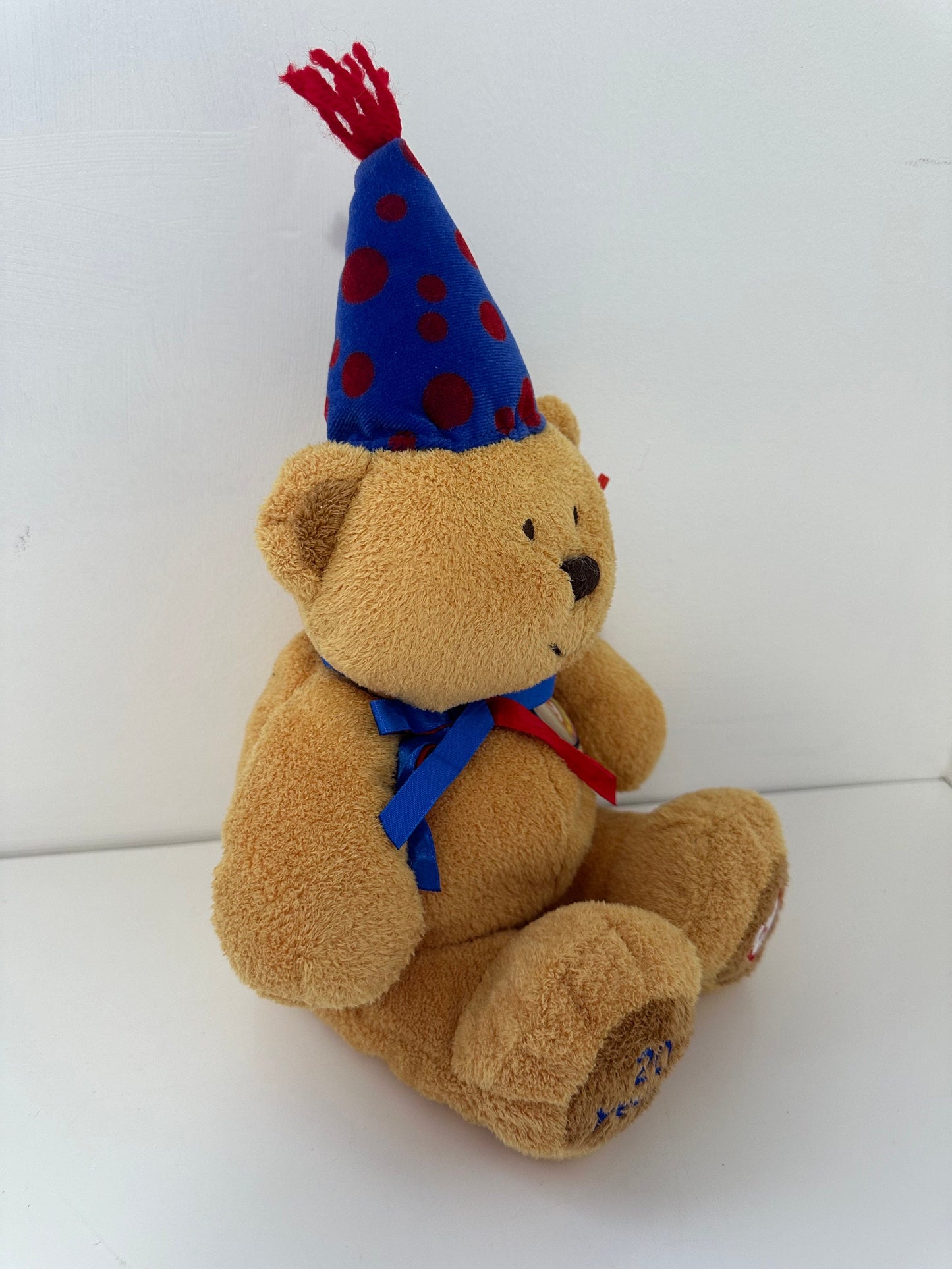 Ty Beanie Buddies “Laughter” the Birthday Bear (11 inch)