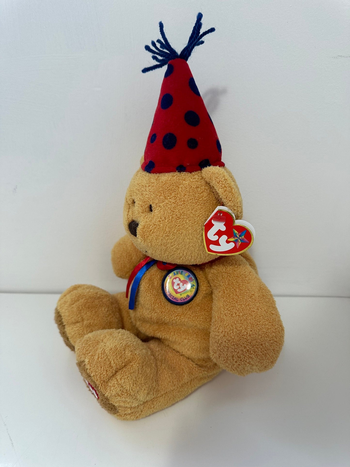 Ty Beanie Buddies “Fun” the Birthday Bear (11 inch)