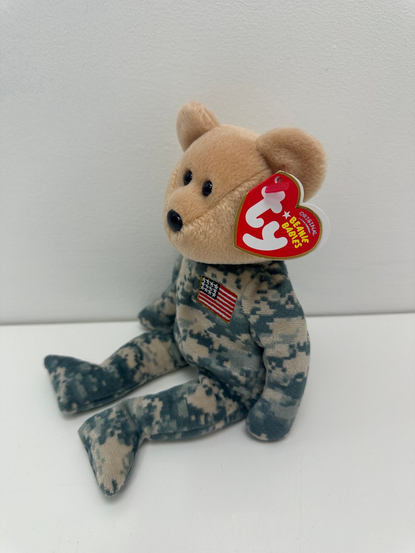 Ty Beanie Baby “Salute” the Army Bear! *Flag on Chest version!* (8.5 inch)