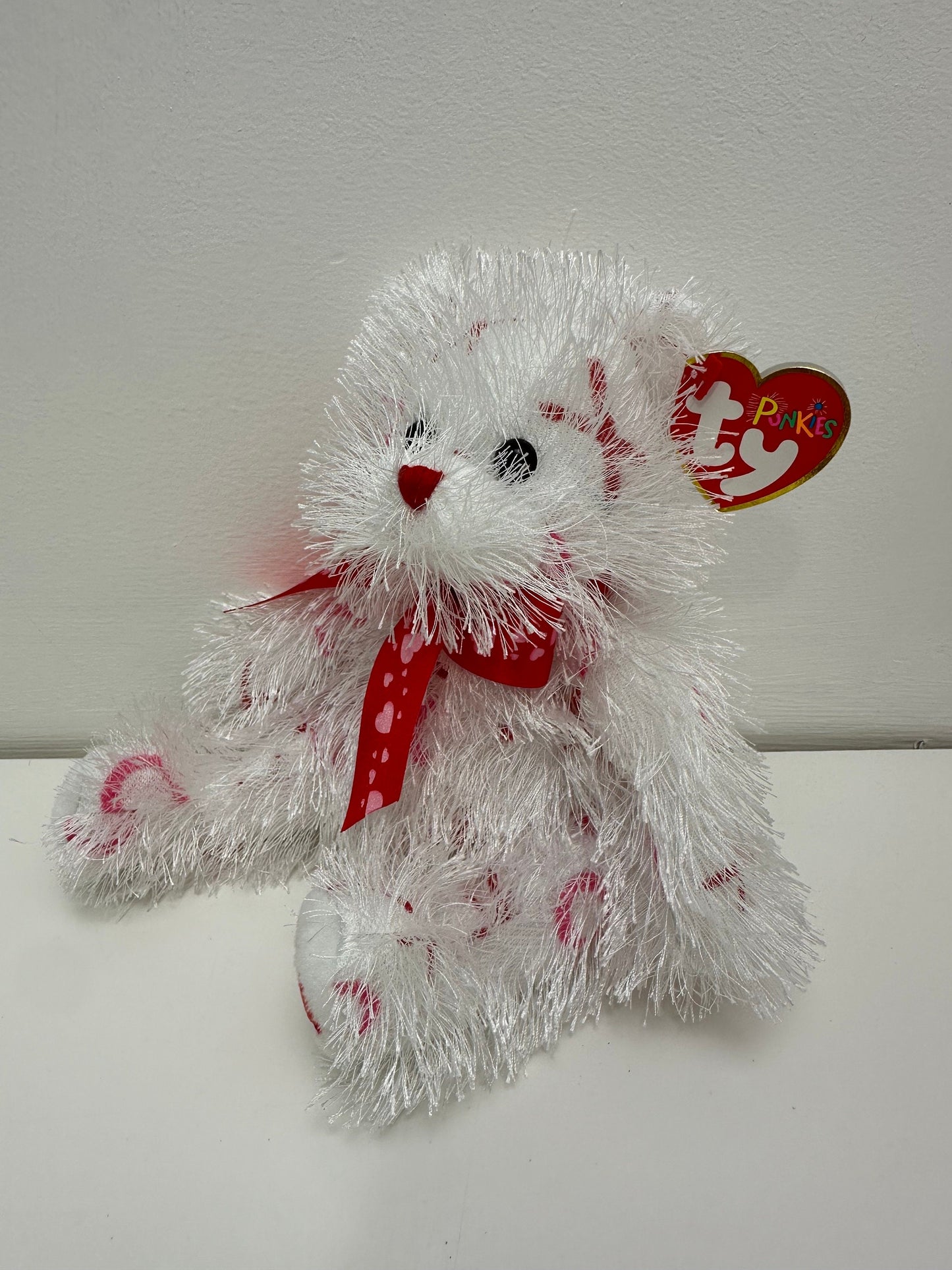 Ty Punkies Collection “Itty Bitty Kiss” the Bear (8 inch)