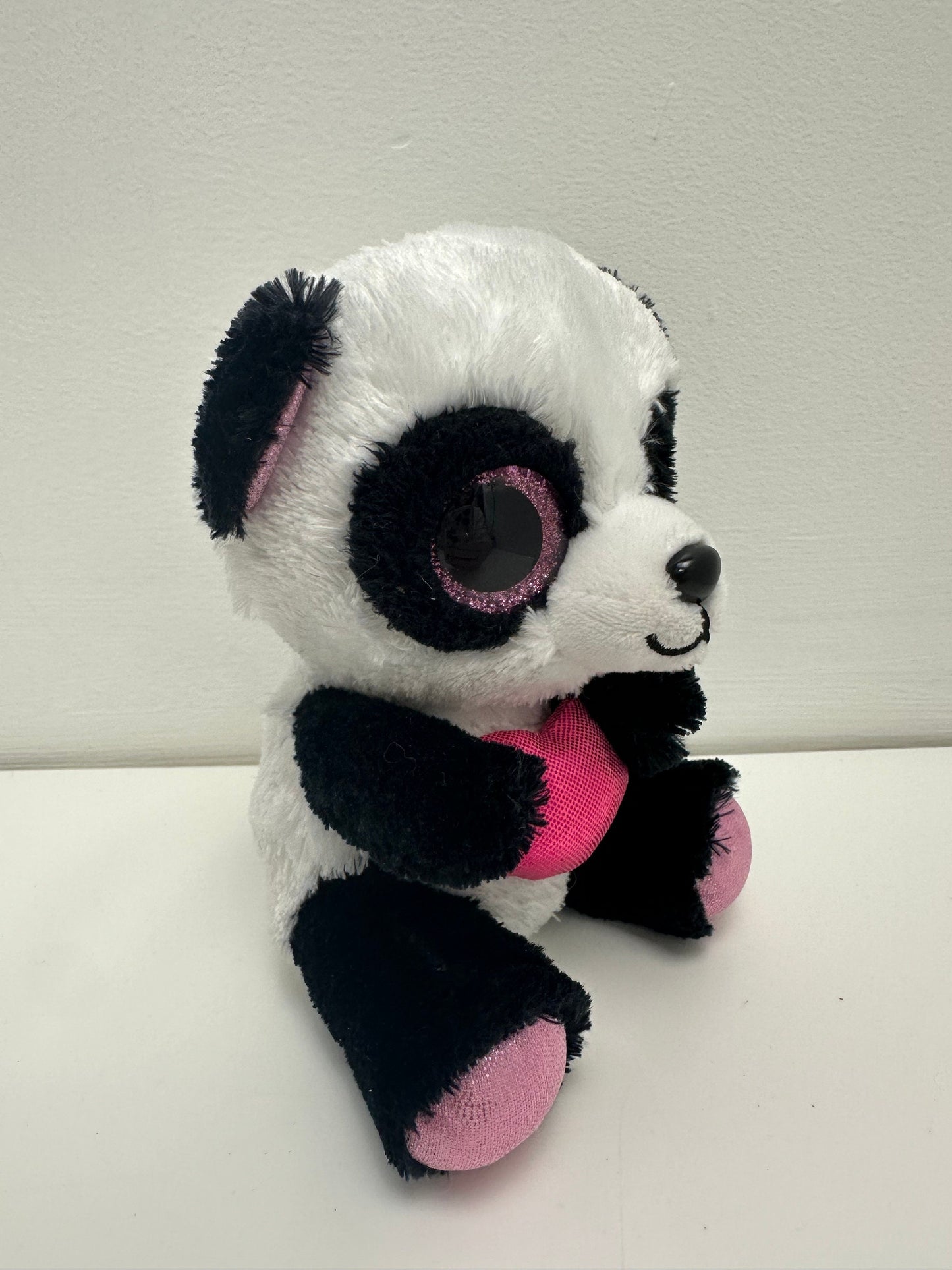 Ty Beanie Boo “Cutie Pie” the Panda Holding Pink Heart - No Hang Tag (6 inch)