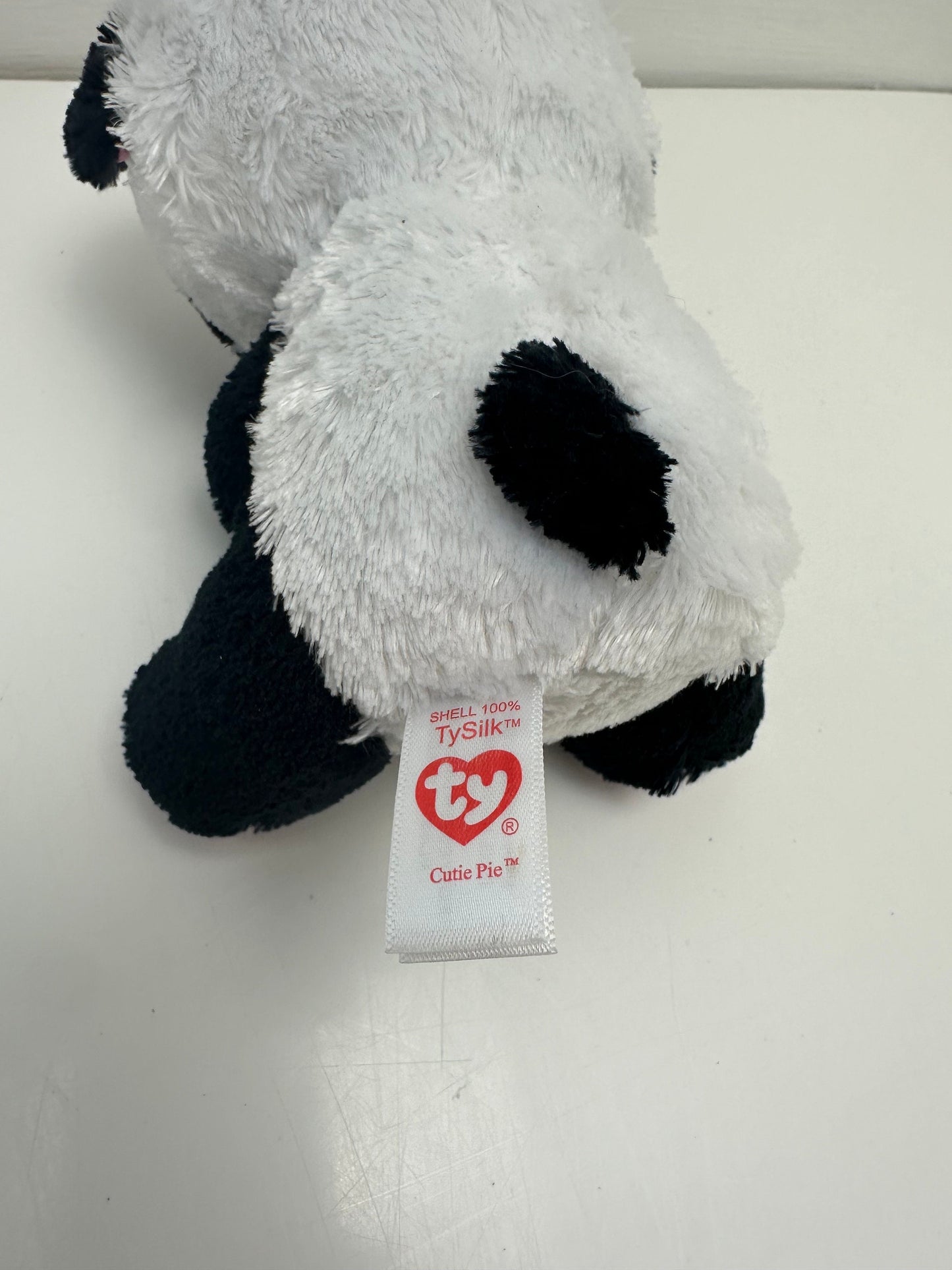 Ty Beanie Boo “Cutie Pie” the Panda Holding Pink Heart - No Hang Tag (6 inch)