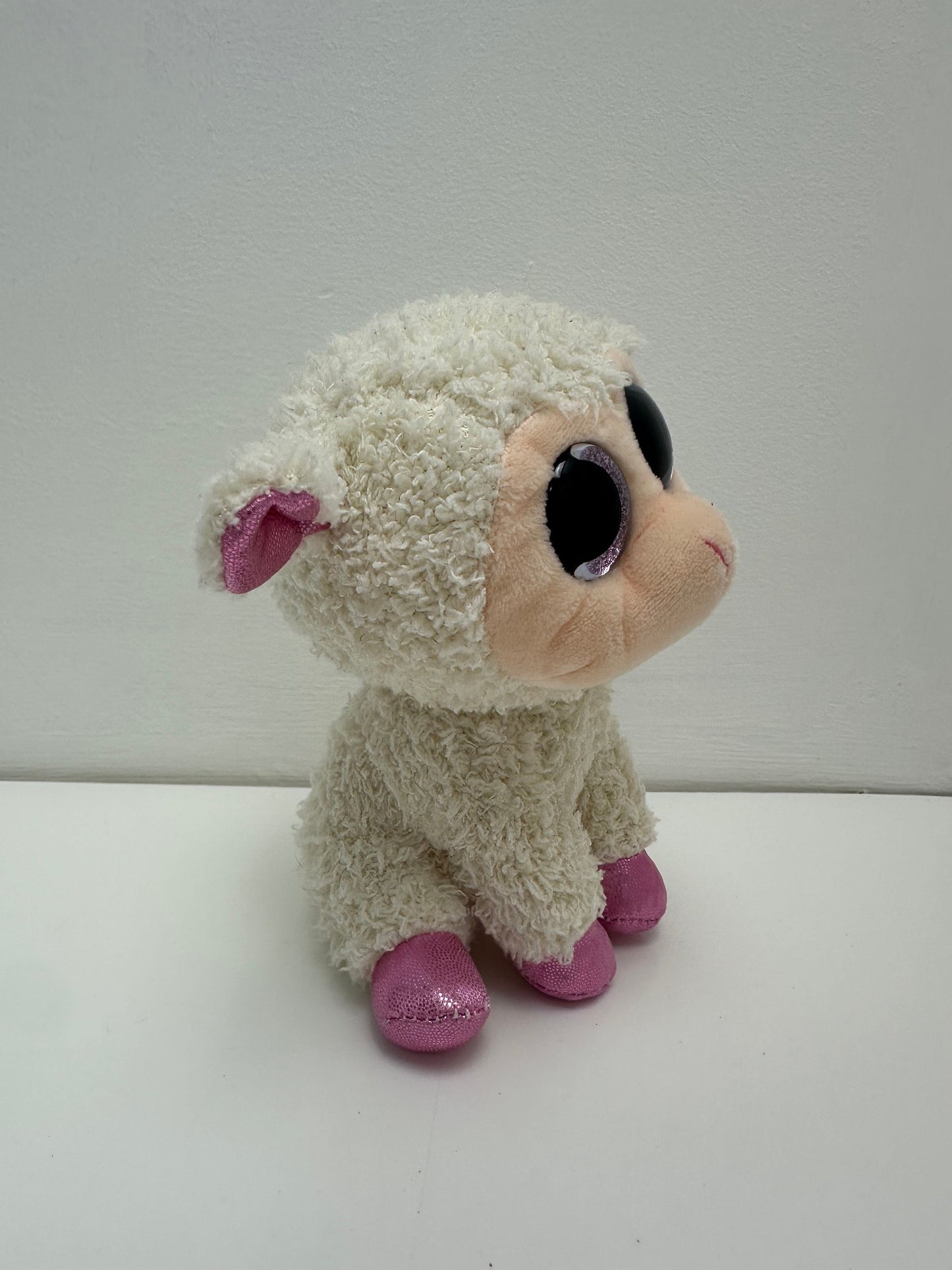 Ty Beanie Boo “Twinkle” the White and Pink Lamb - No Hang Tag (6 inch)