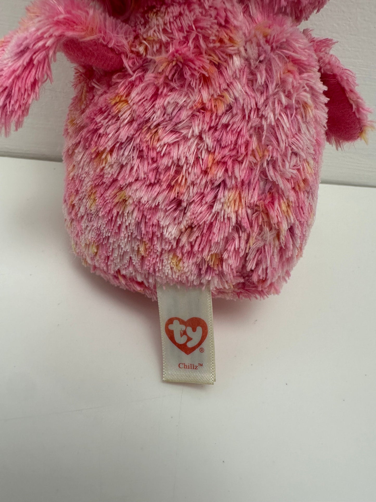 Ty Beanie Boo “Chillz” the Pink Penguin - No Hang Tag (6 inch)