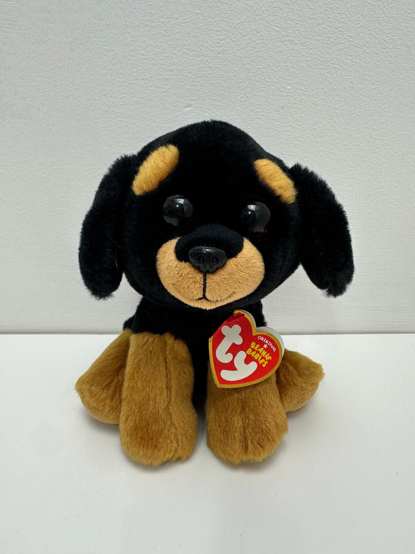 TY Beanie Baby Trevour the Rottweiler Dog (6 inch)