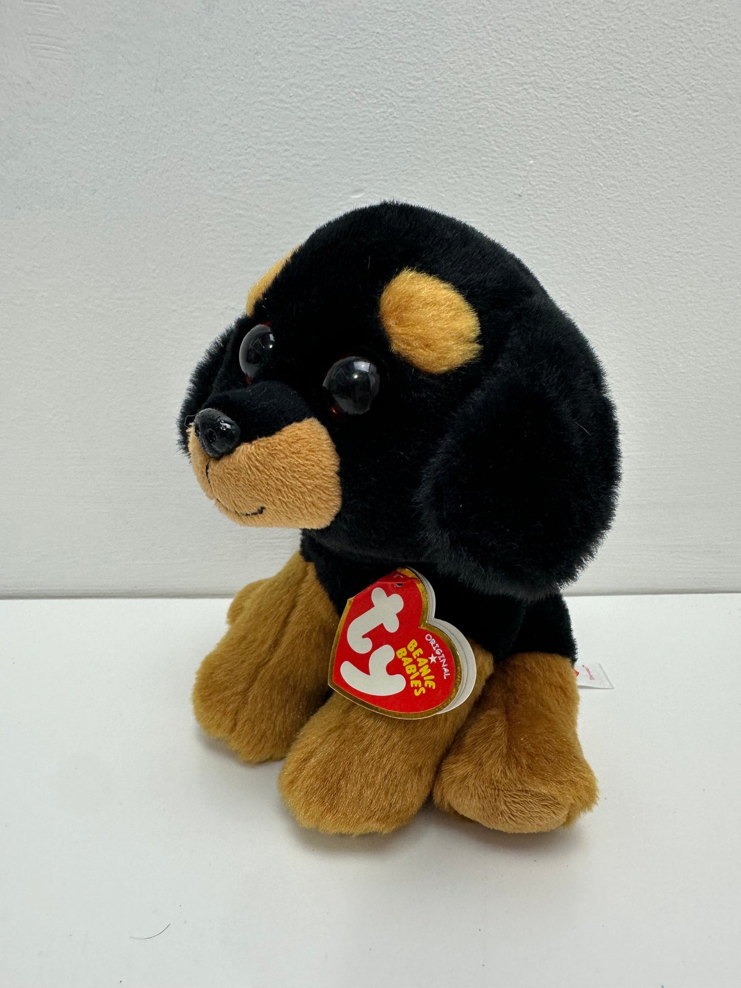 TY Beanie Baby Trevour the Rottweiler Dog (6 inch)