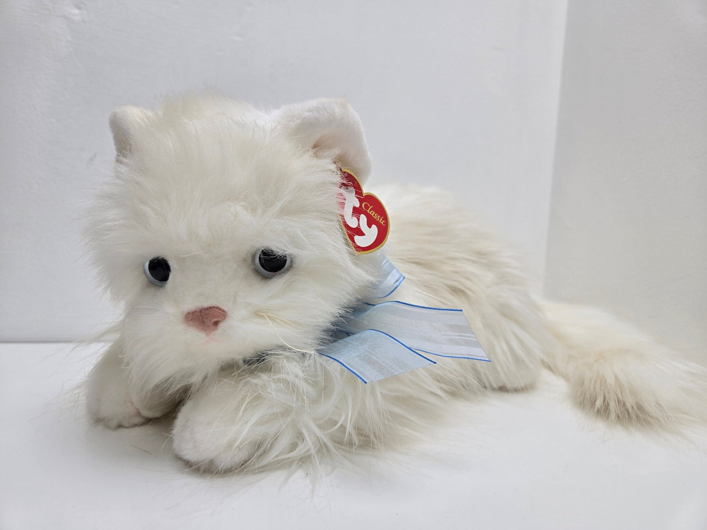 Ty Classics Collection “Sugar” theWhite Cat (12 inch)