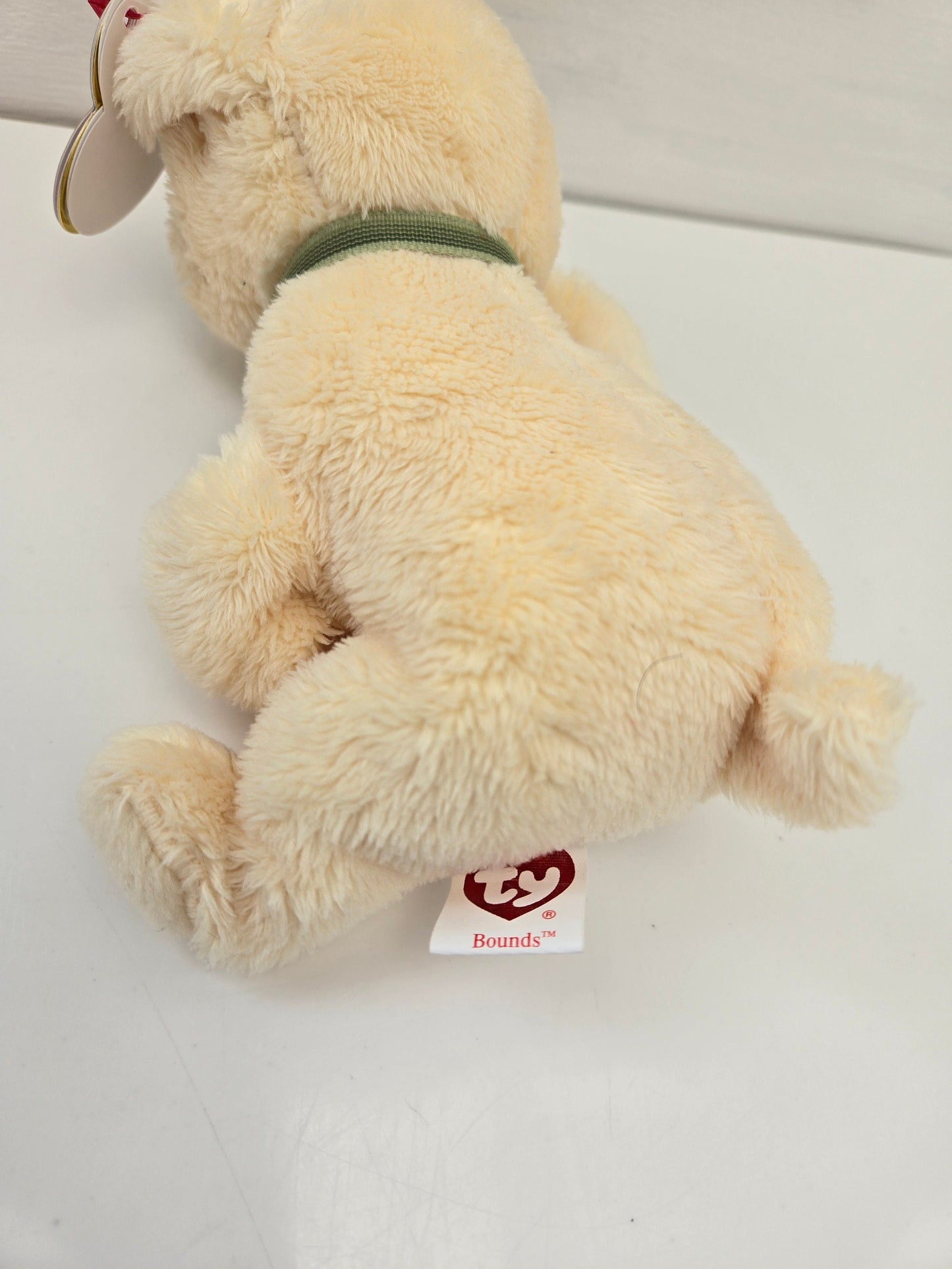 Ty Beanie Baby “Bounds” the Yellow Labrador Retriever (6 inch)