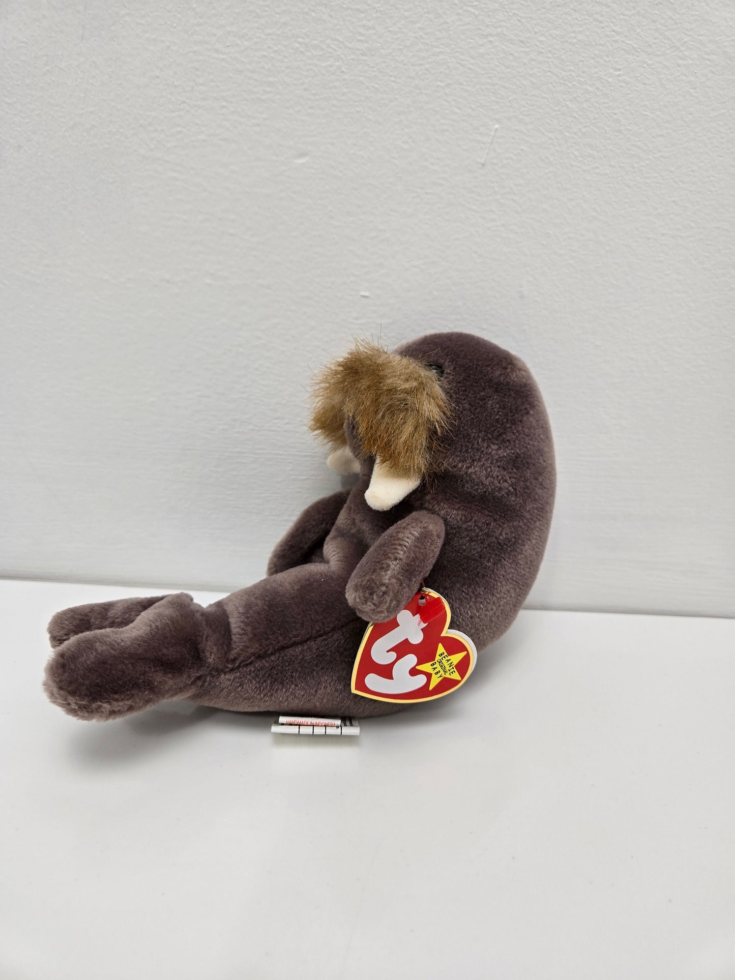 Ty Beanie Baby “Jolly” the Walrus Handmade in Indonesia with Canadian Tush Tag! (9 inch)