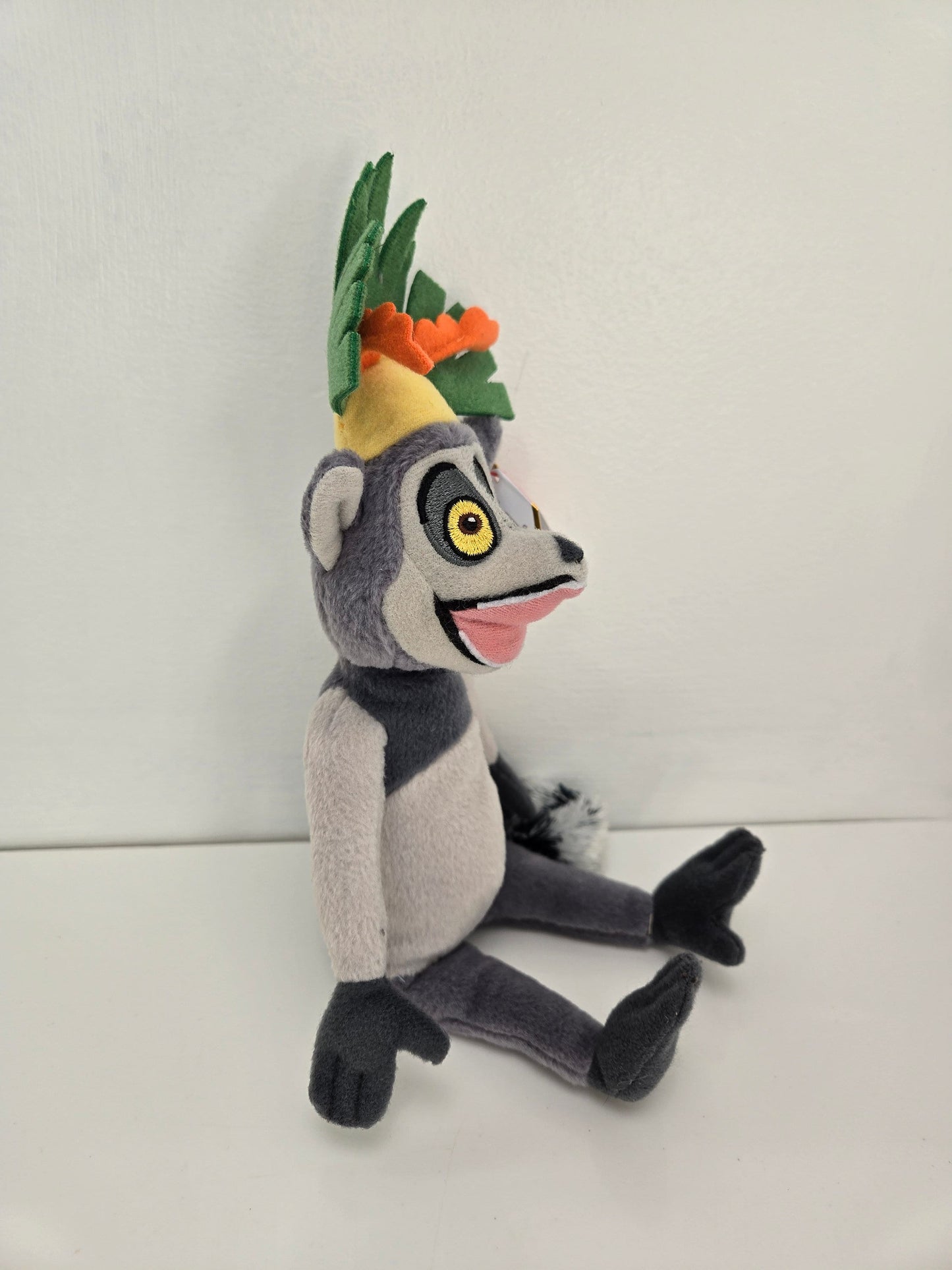 Ty Beanie Baby “King Julien” the Lemur - Madagascar Movie Beanie! *Rare* (9 inch)