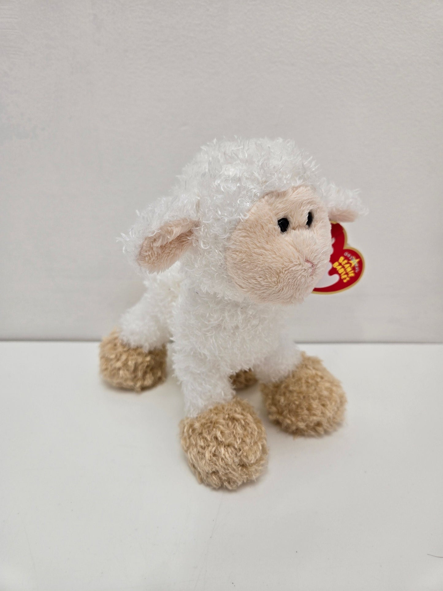 Ty Beanie Baby “Baaabsy” the Adorable Lamb (7 inch)