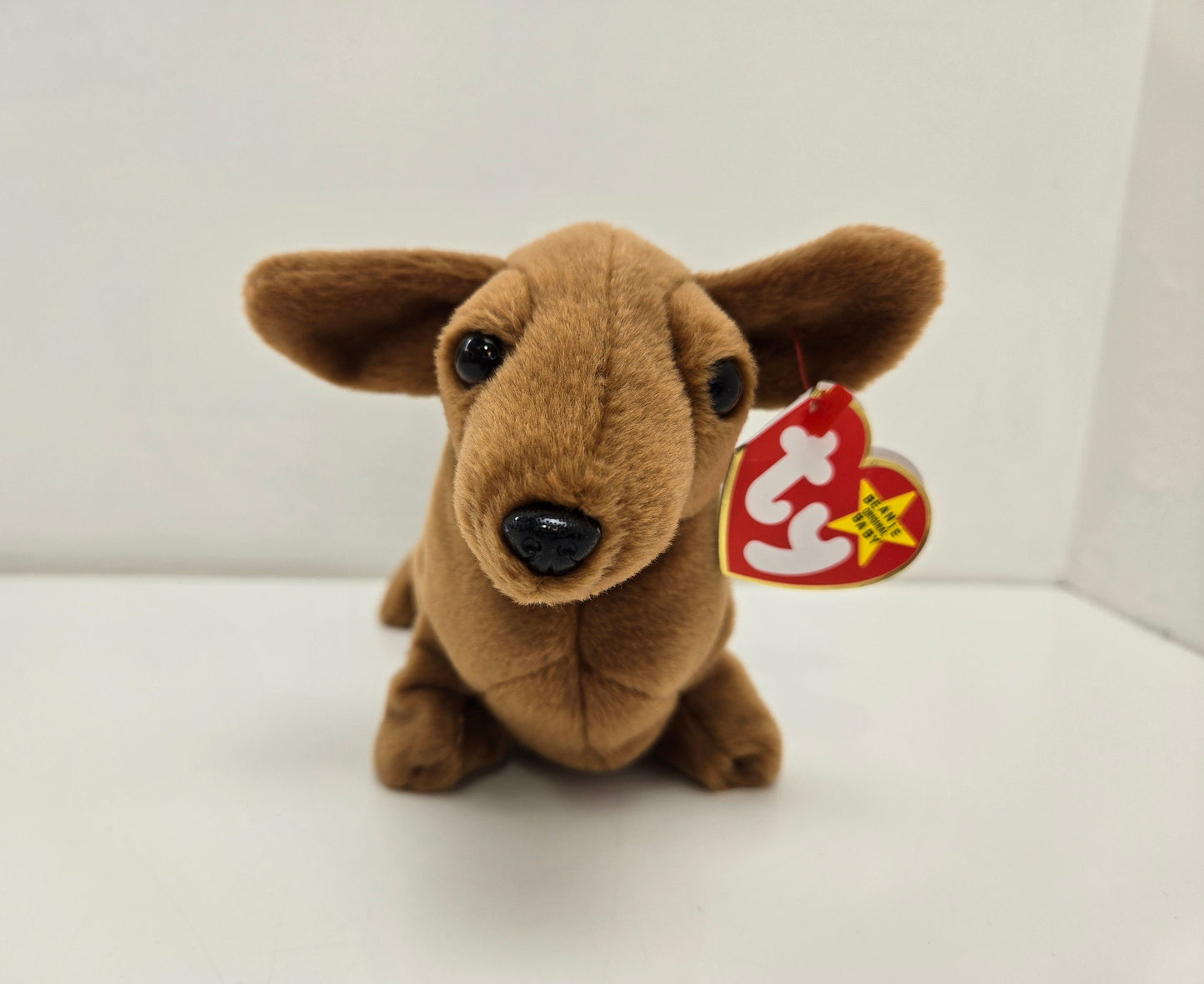 Ty Beanie Baby “Weenie” the Wiener Dog / Dachshund ! (7.5 inch)