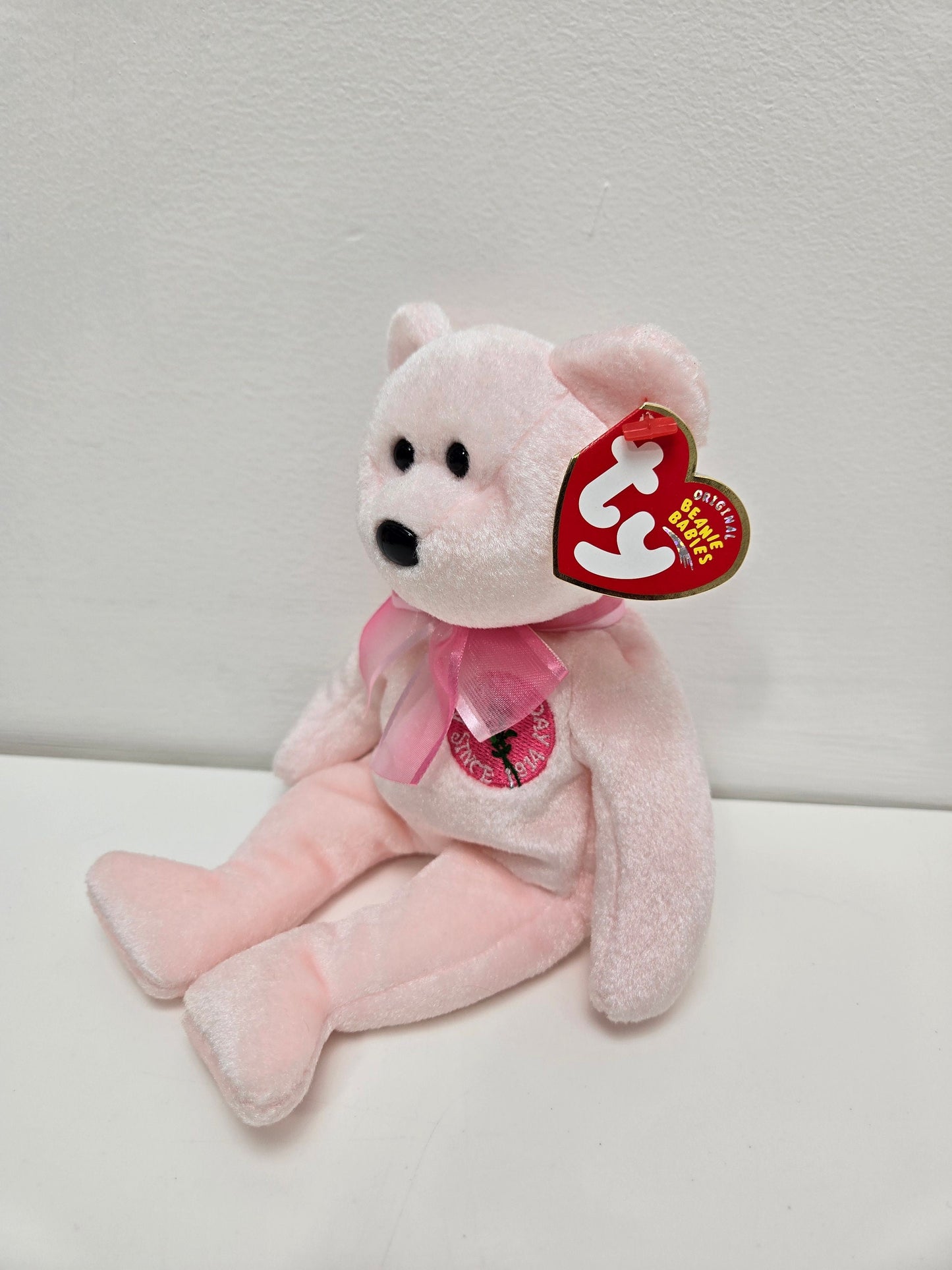 Ty Beanie Baby “Mom-e 2004” the Mothers Day Bear (8.5 inch)