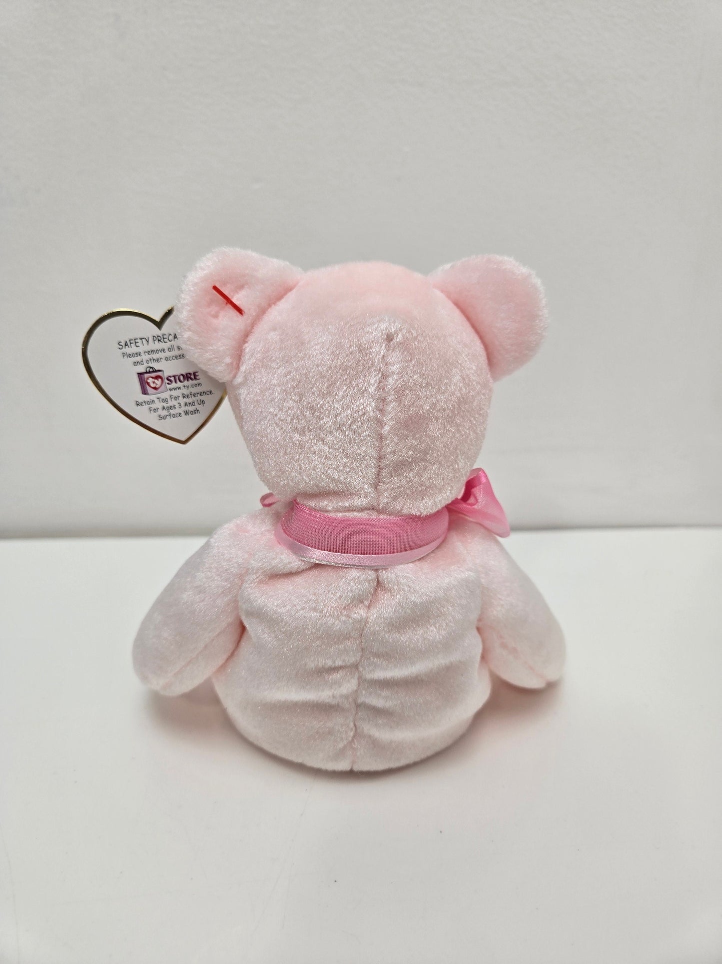 Ty Beanie Baby “Mom-e 2004” the Mothers Day Bear (8.5 inch)