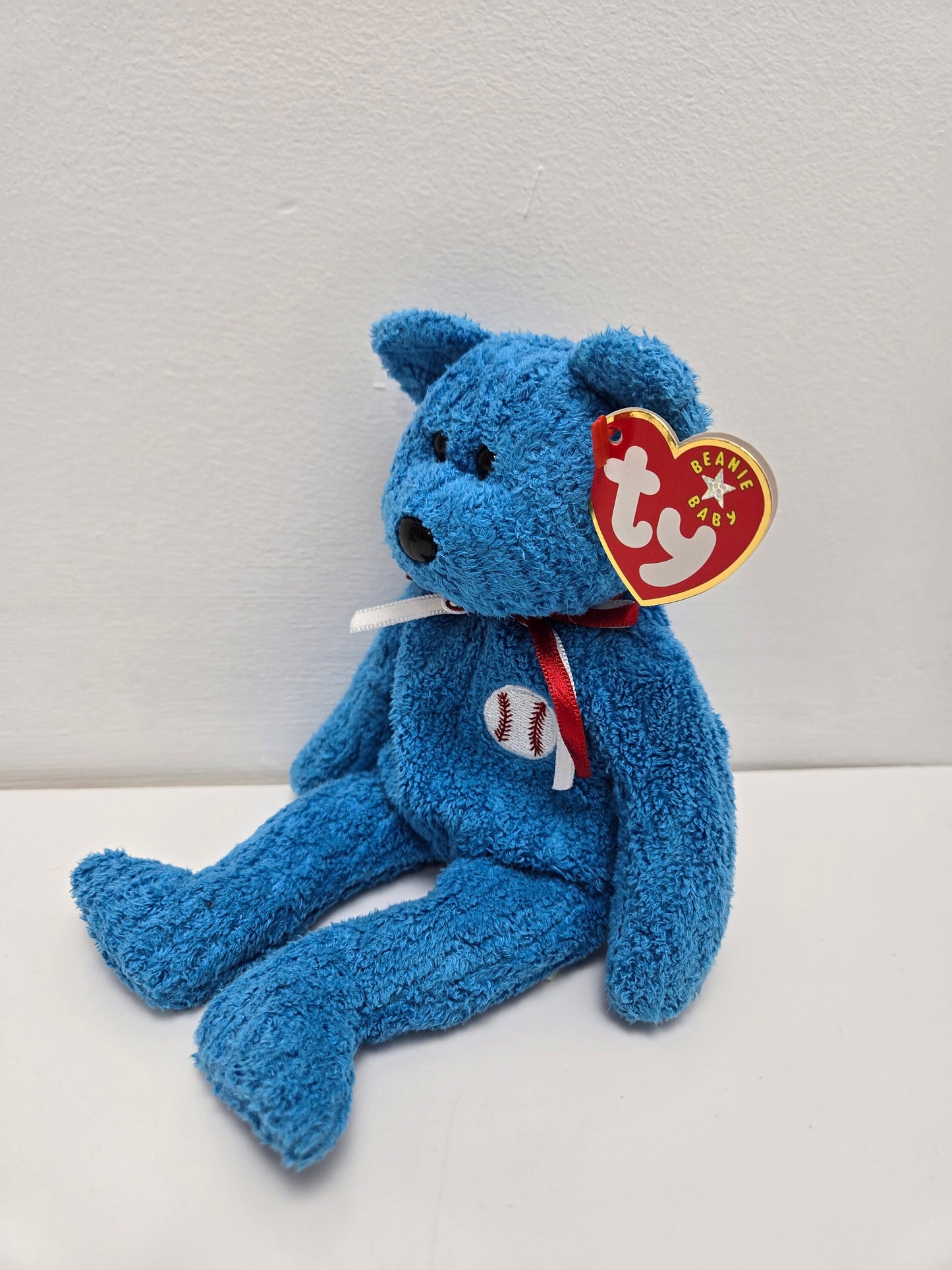 Ty Beanie Baby “Addison” the Baseball Bear! (8.5 inch)