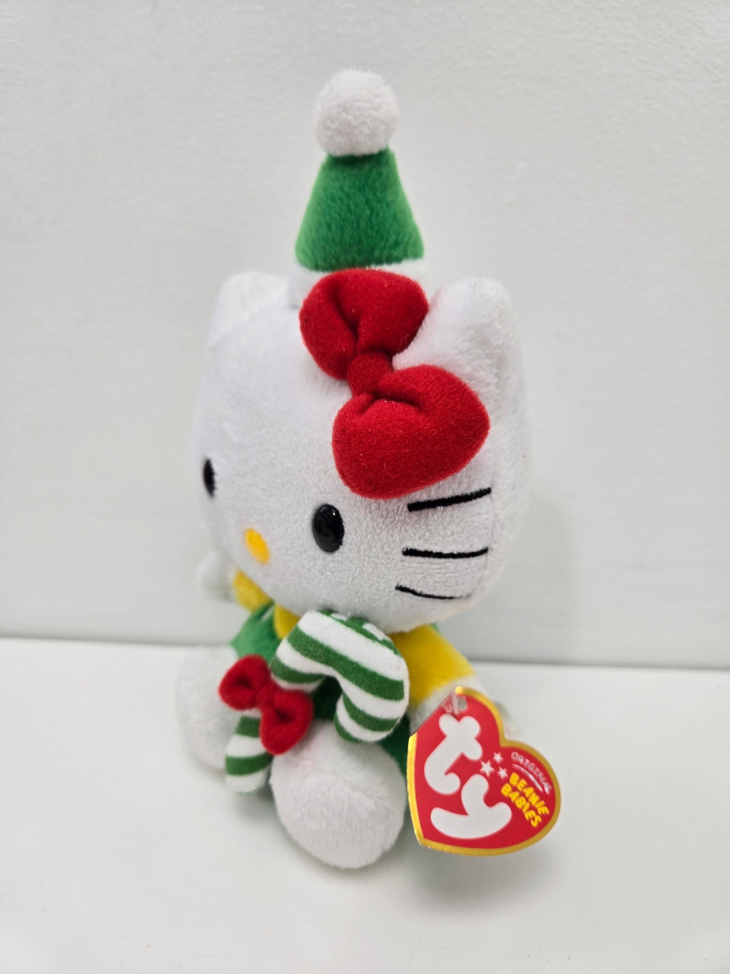 Ty Beanie Baby Vintage “Hello Kitty” the Holiday Hello Kitty Plush Holding Candy Cane  (5.5 inch)