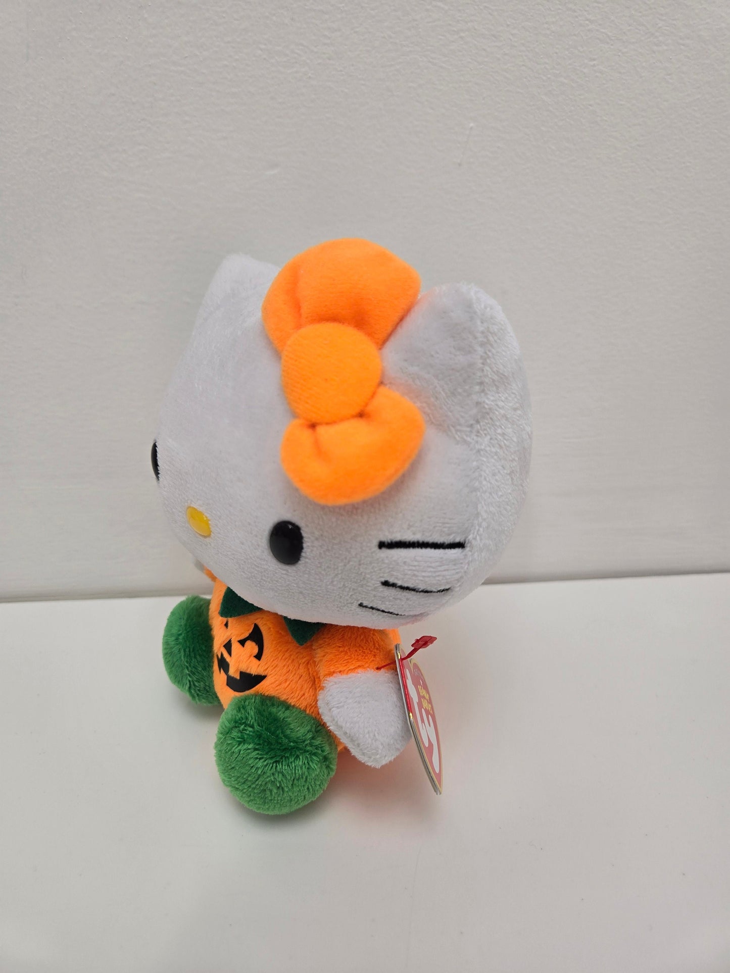 TY Beanie Baby Vintage “Hello Kitty” the Orange and Green Halloween Pumpkin! (6 inch)