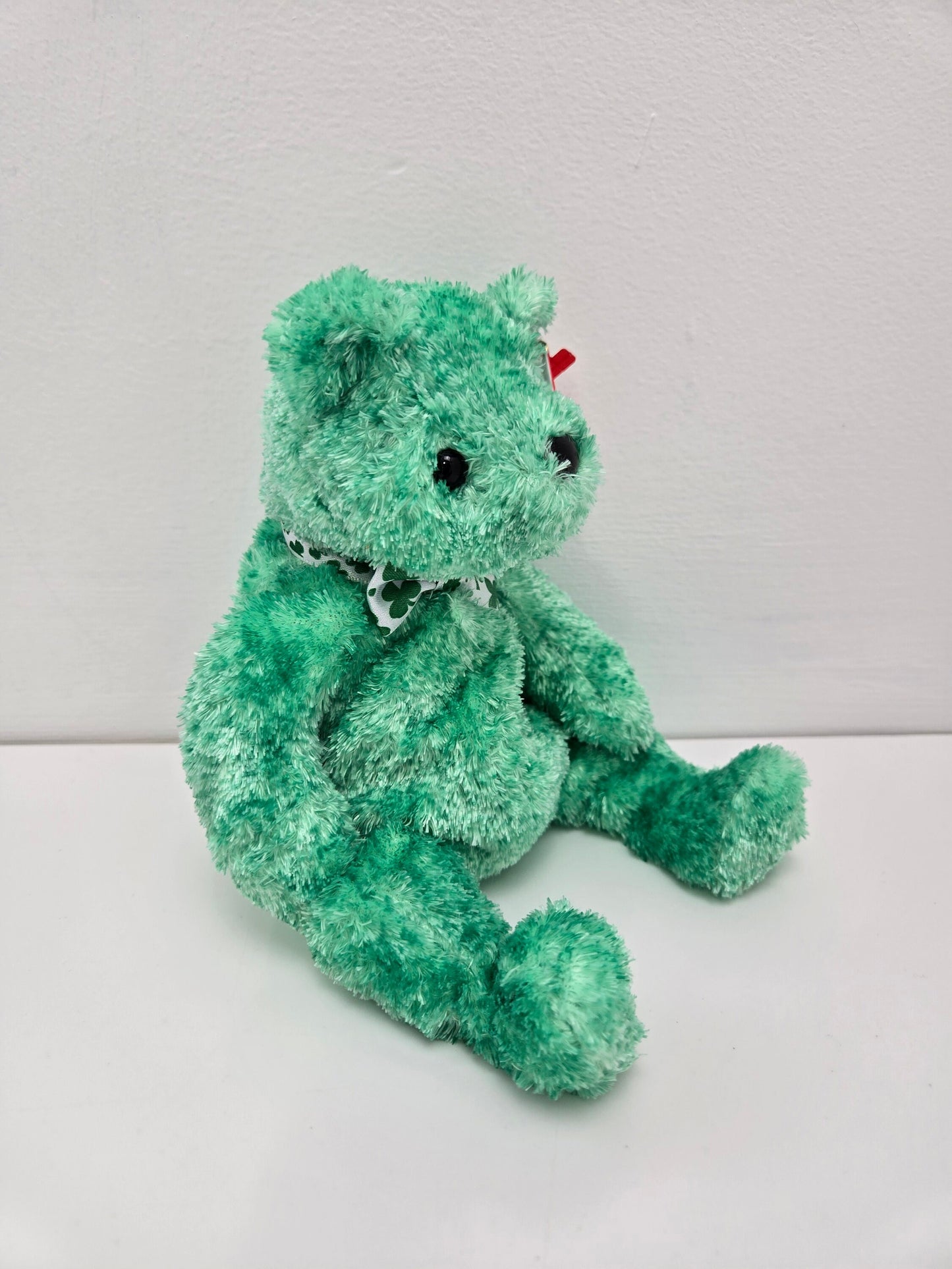 Ty Beanie Baby “Luck-e” the St. Patrick’s Day Bear! (7.5 inch)