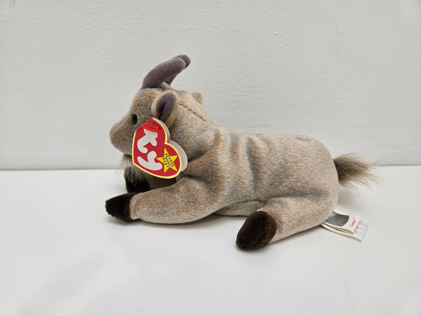 Ty Beanie Baby “Goatee” the Adorable Goat! (6 inch)