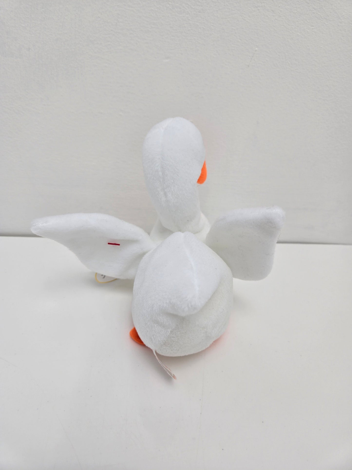 Ty Beanie Baby “Gracie” the Swan (5.5 inch)