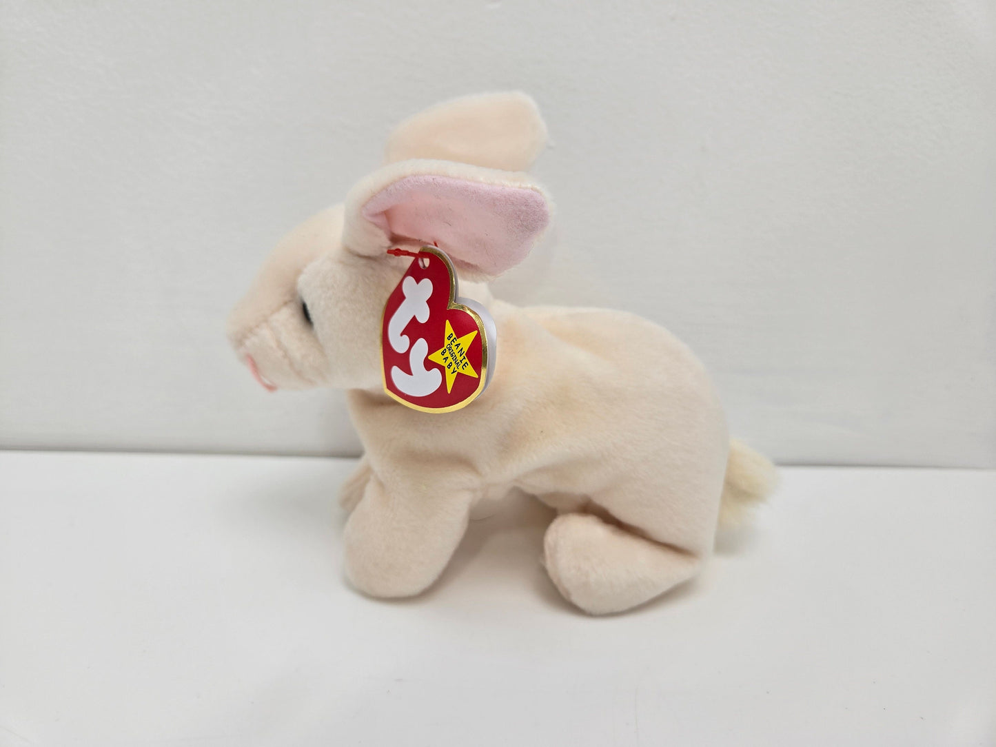 Ty Beanie Baby “Nibbler” the Easter Bunny (6 inch)