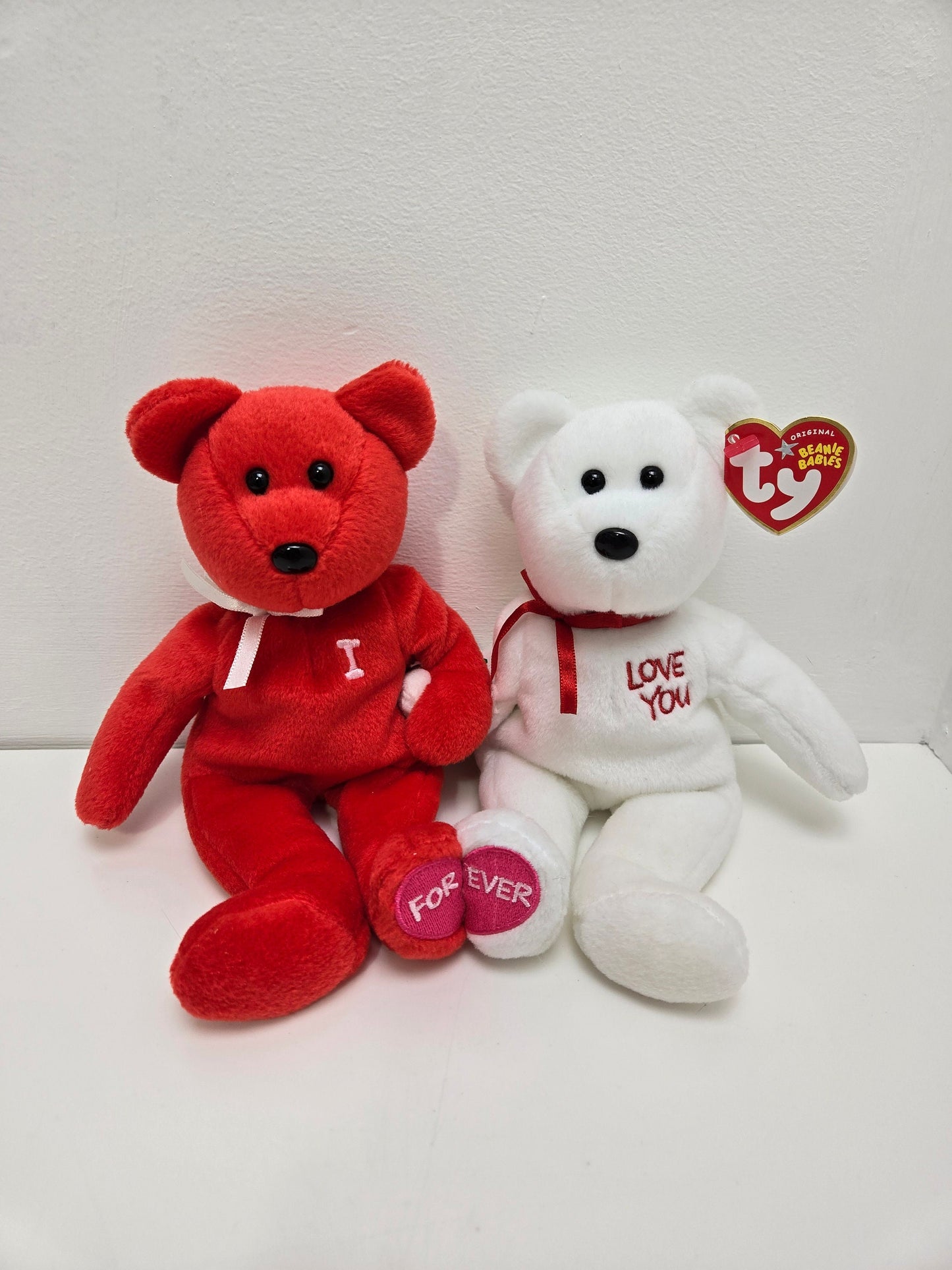 Ty Beanie Baby “I love you” the joined Bears with I Love You Forever Engraved on Chest and Feet