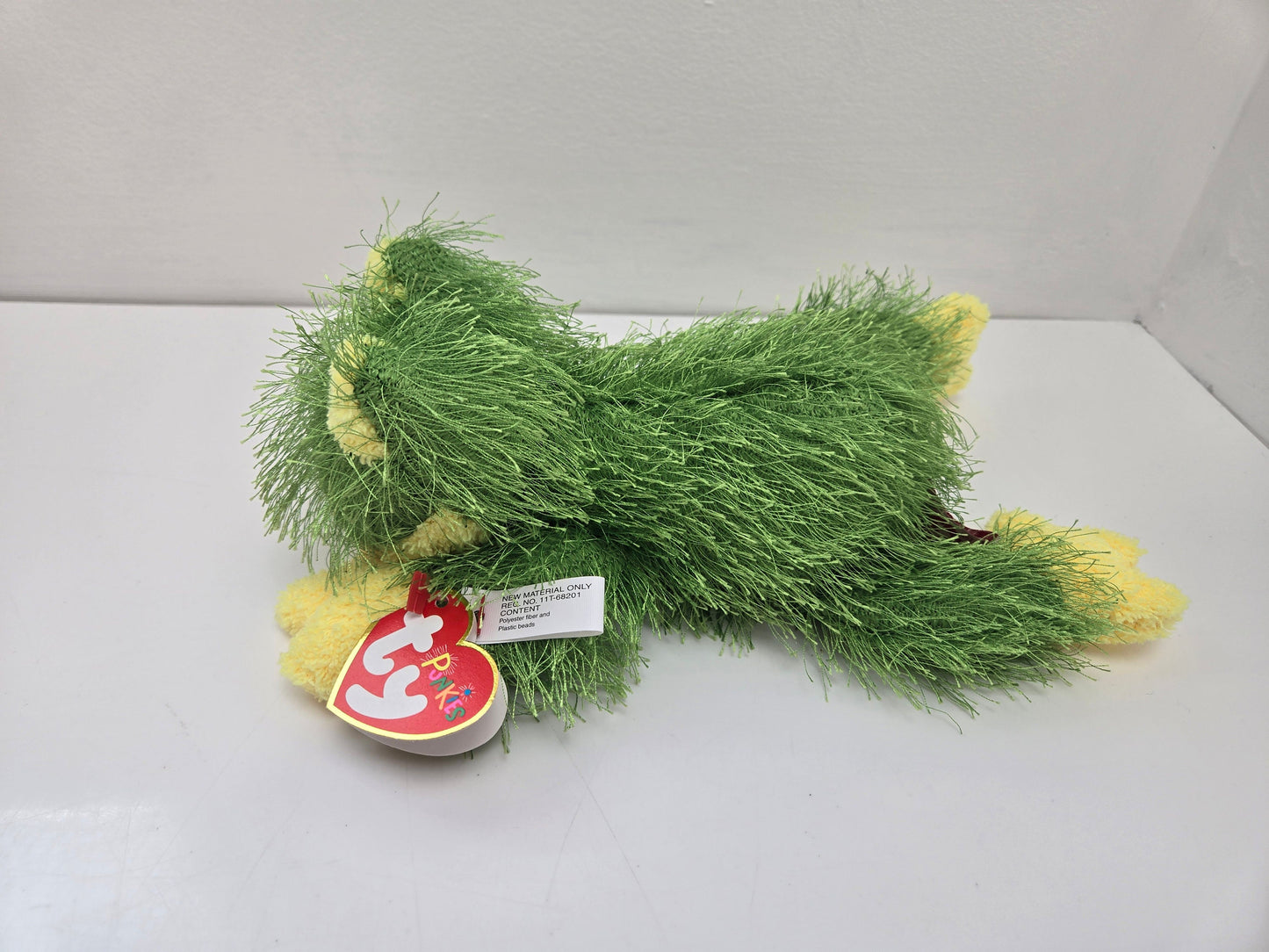 Ty Punkies Collection “Hopscotch” the Cute Green and Yellow Frog (9 inch)