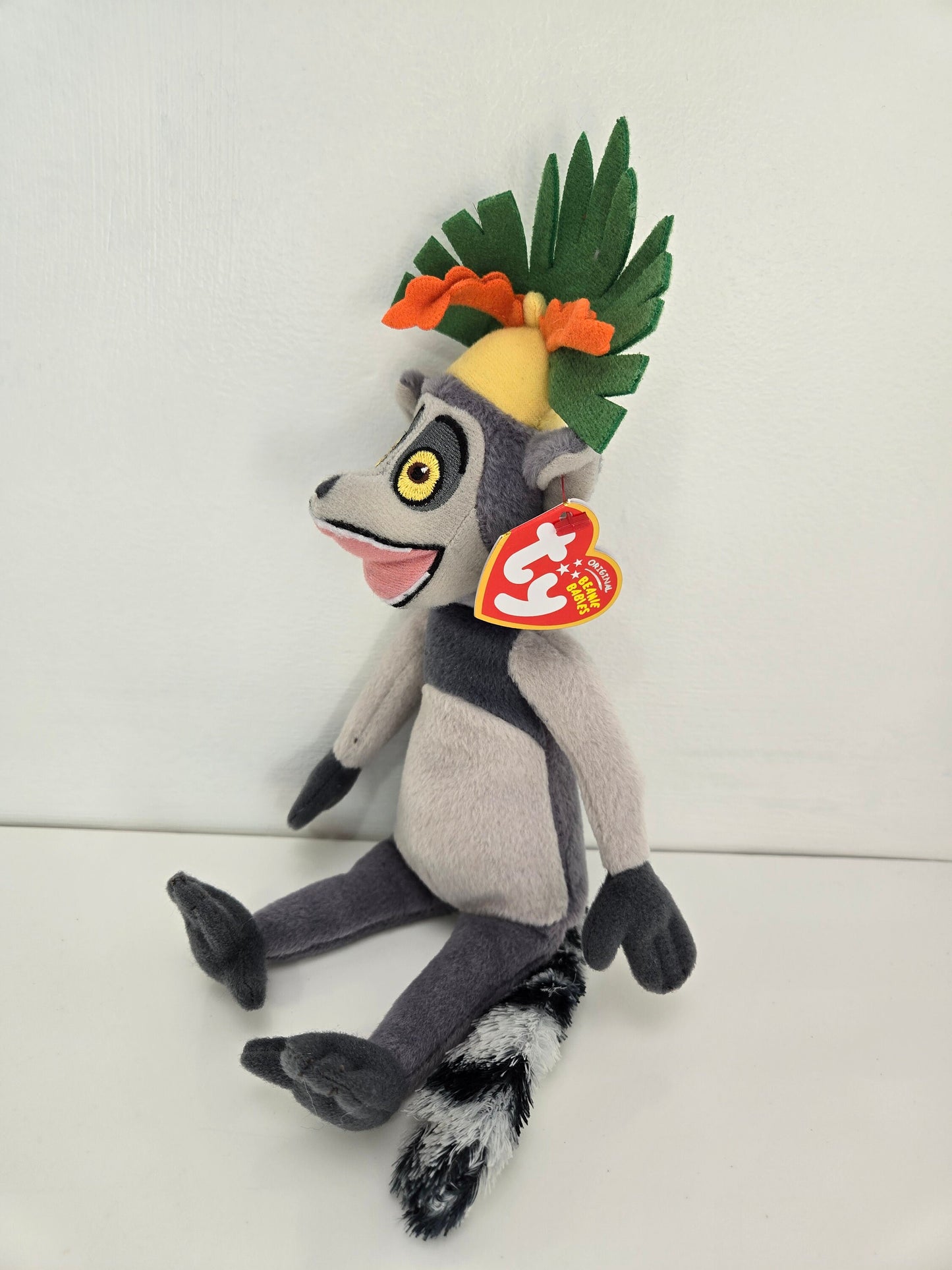 Ty Beanie Baby “King Julien” the Lemur - Madagascar Movie Beanie! *Rare* (9 inch)