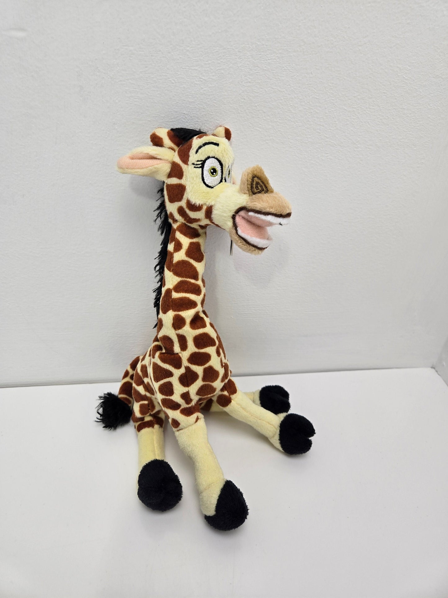 Ty Beanie Baby “Melman” the Giraffe - Madagascar 2 (9 inch)