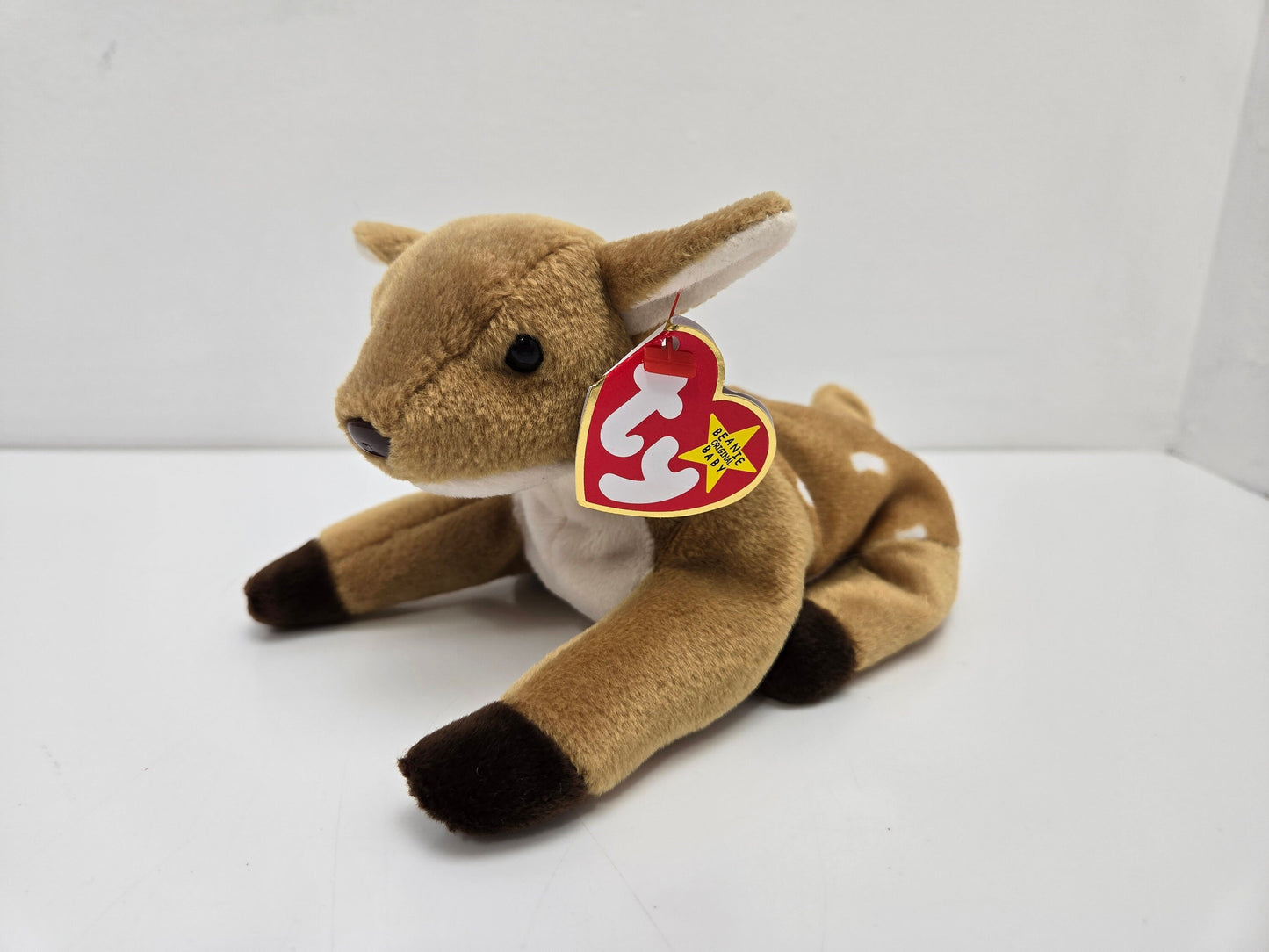 Ty Beanie Baby “Whisper” the Deer! (6.5 inch)