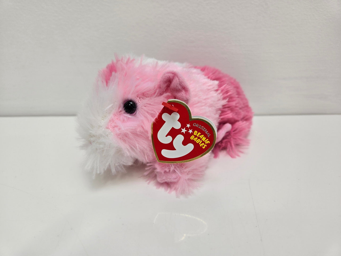 Ty Beanie Baby “Pinky” the Pink Guinea Pig  (6 inch)